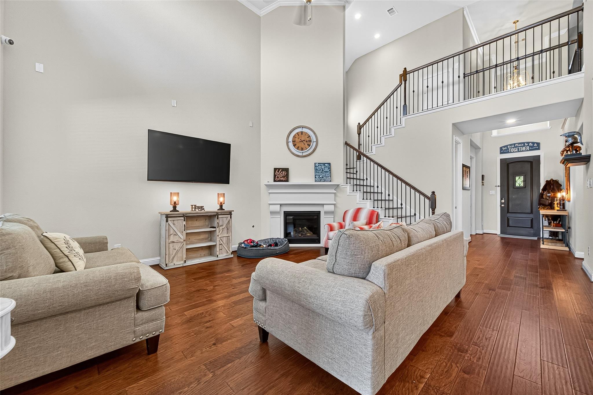 2918 Golden Honey Lane