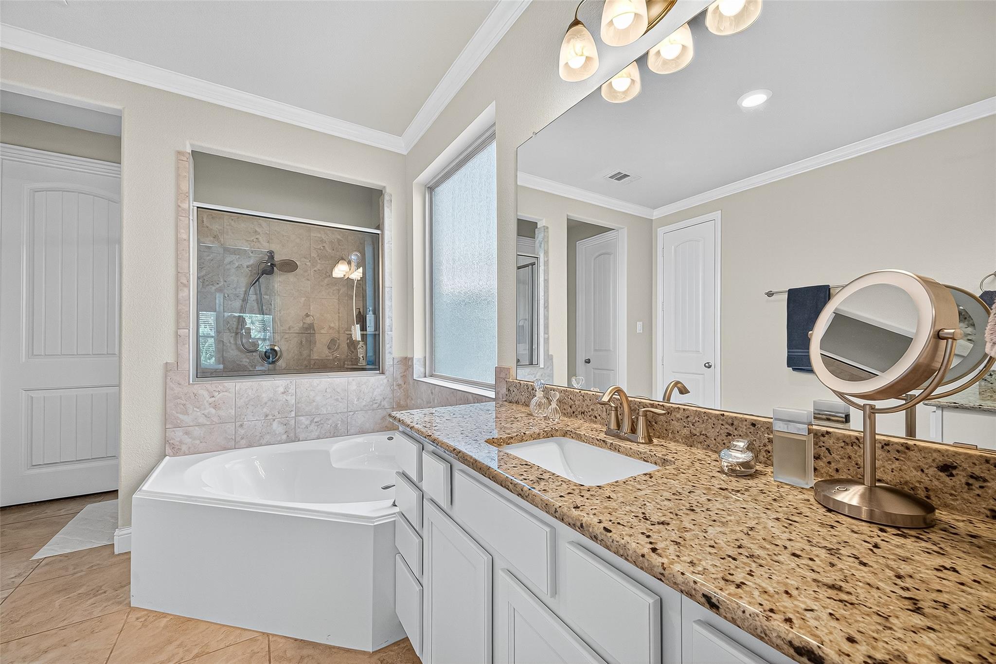 2918 Golden Honey Lane