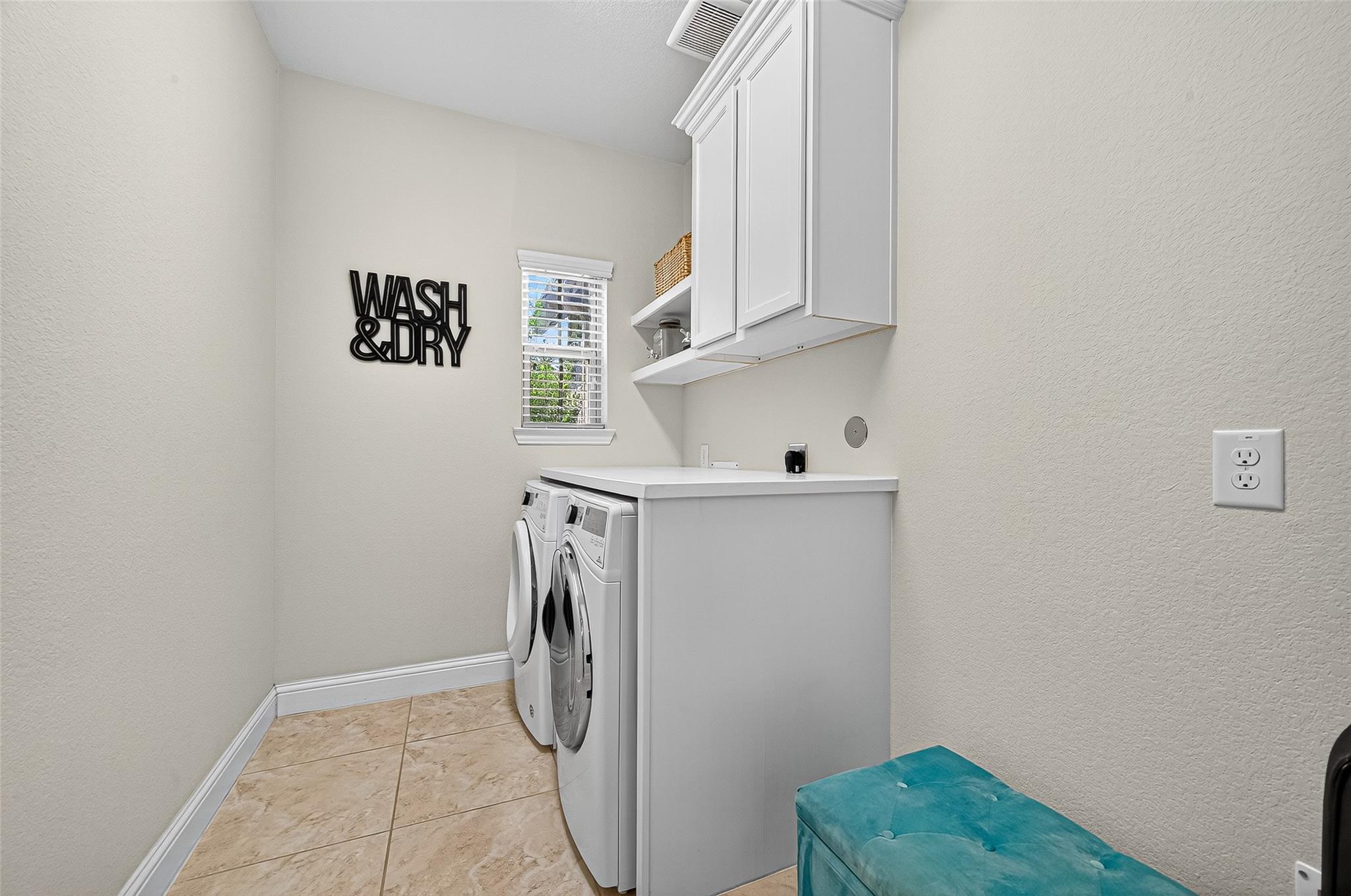 2918 Golden Honey Lane