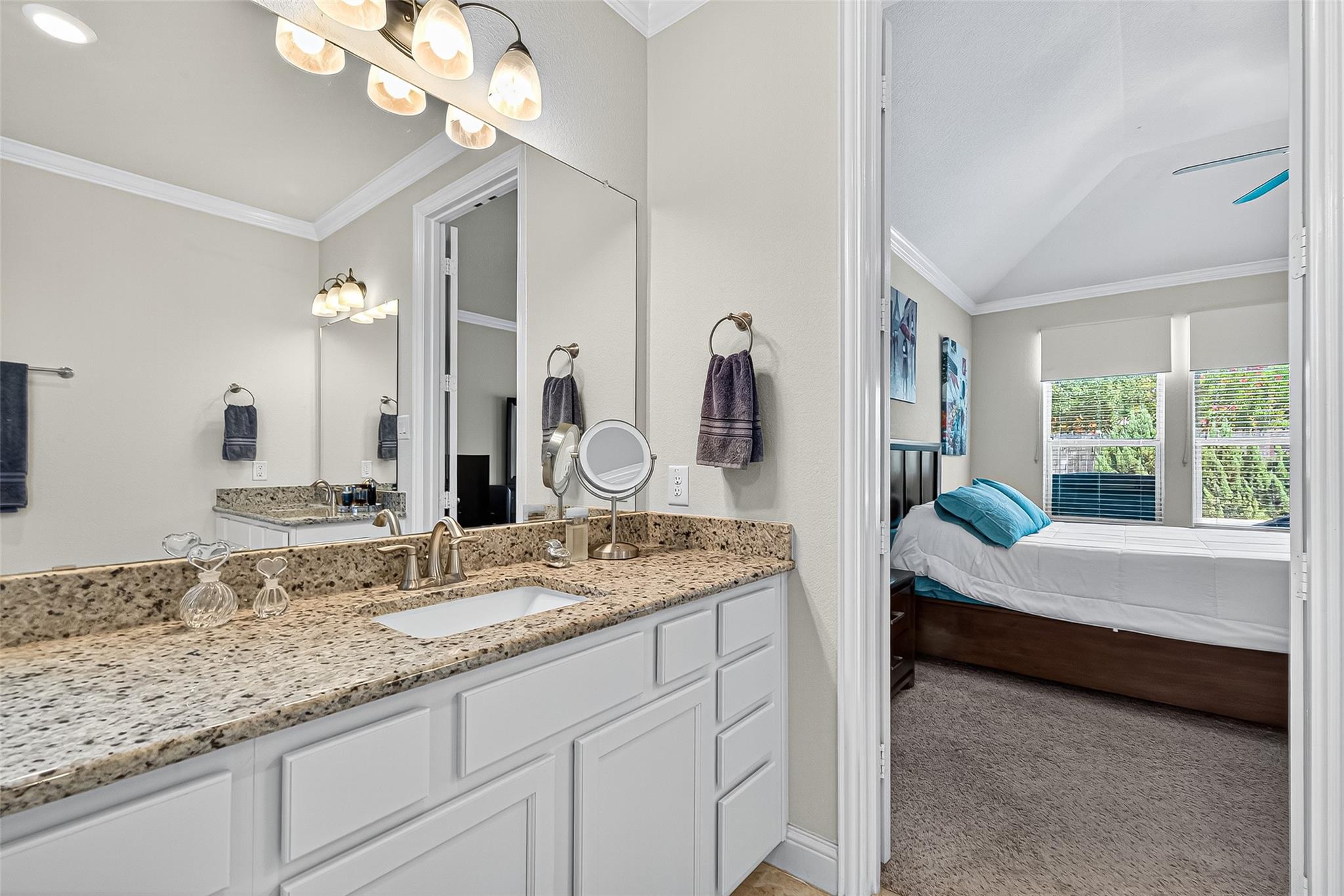 2918 Golden Honey Lane