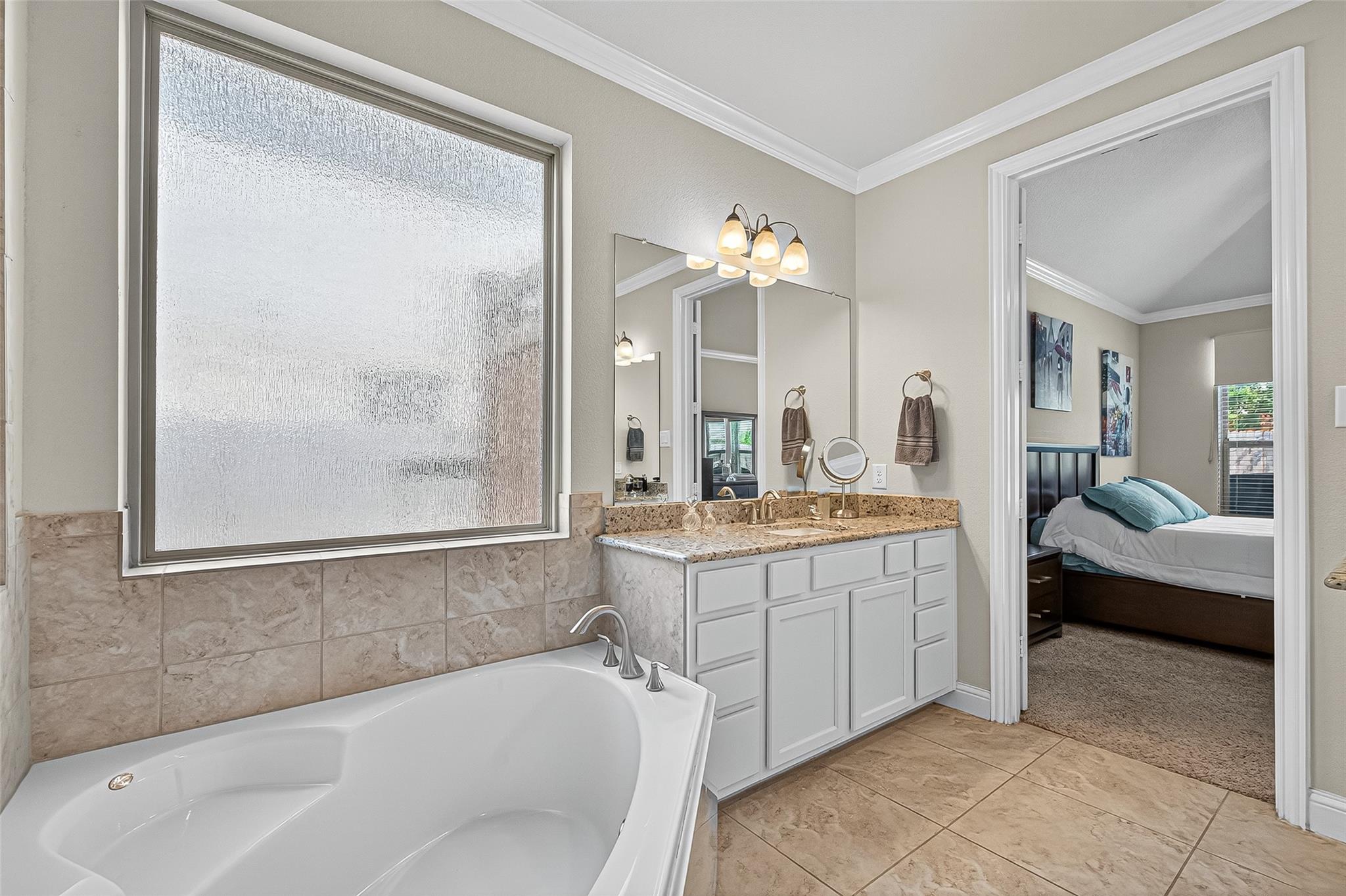 2918 Golden Honey Lane