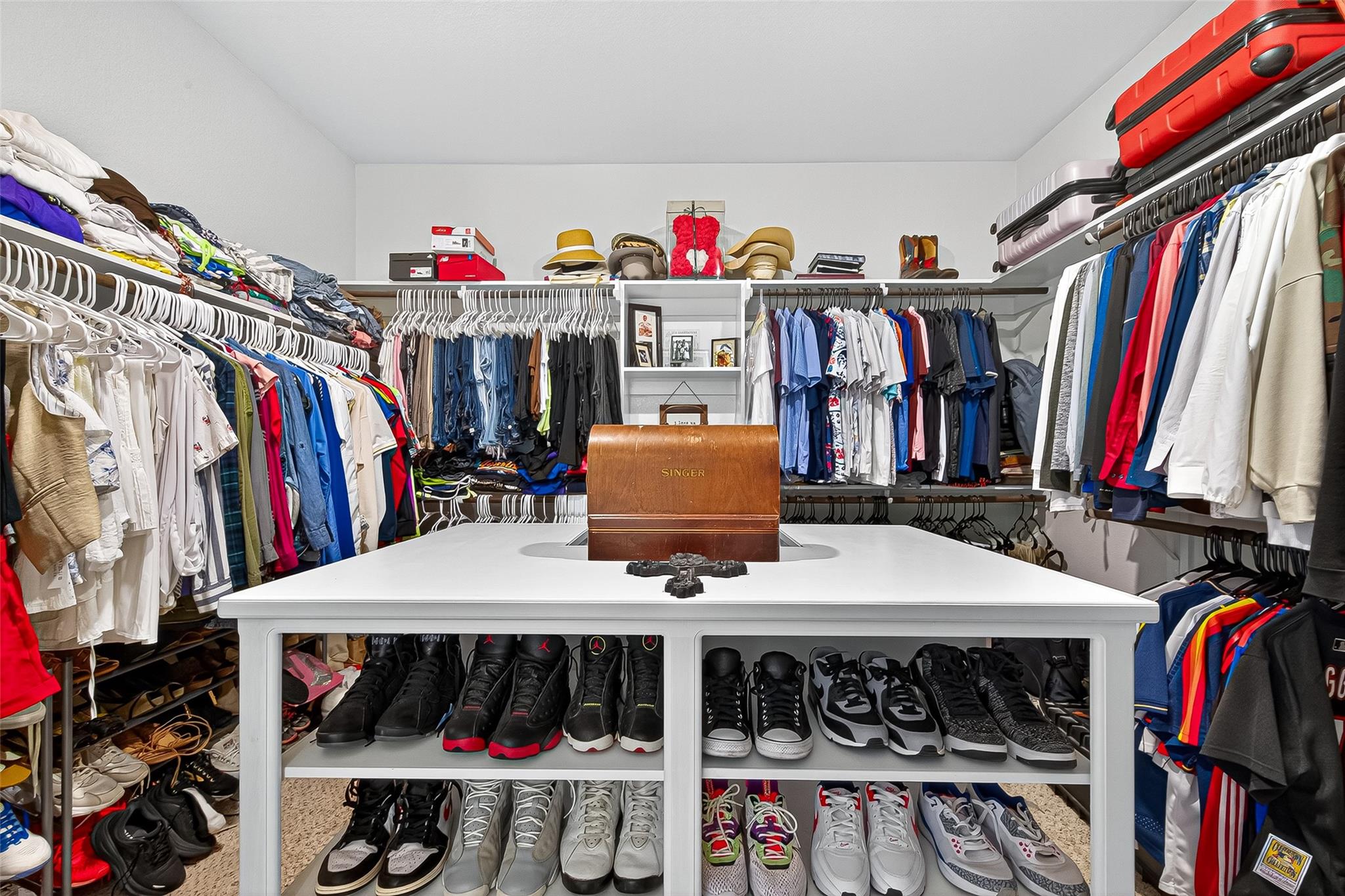 2918 Golden Honey Lane