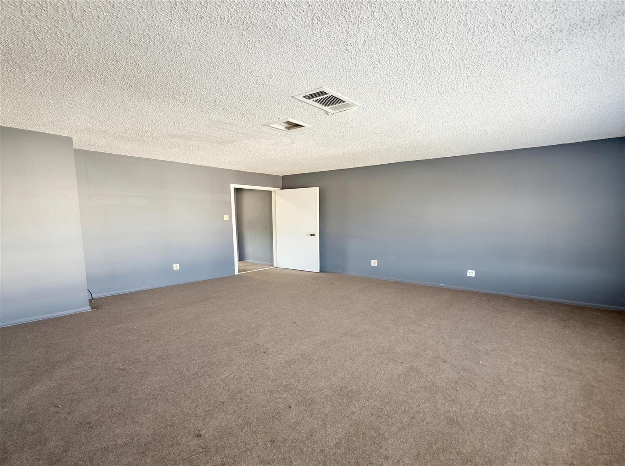 7700 Creekbend Drive # 103