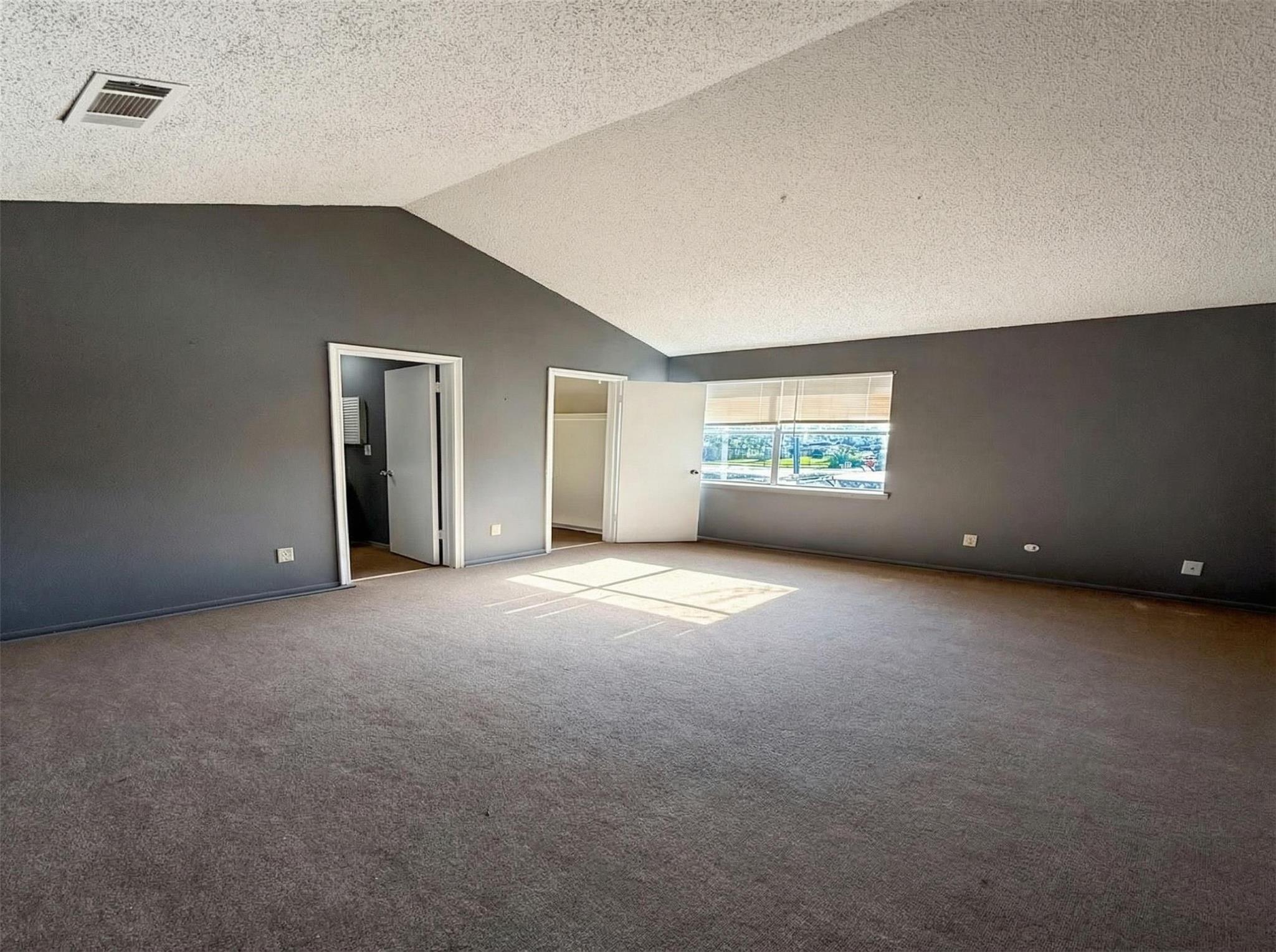 7700 Creekbend Drive # 103