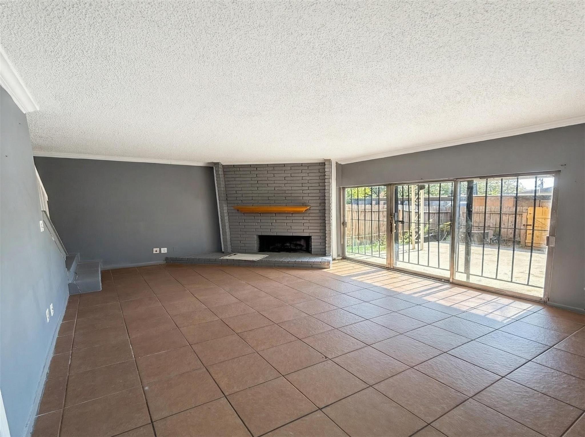 7700 Creekbend Drive # 103