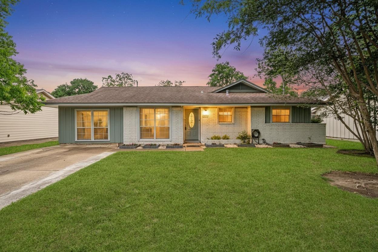 2707 Droxford Drive