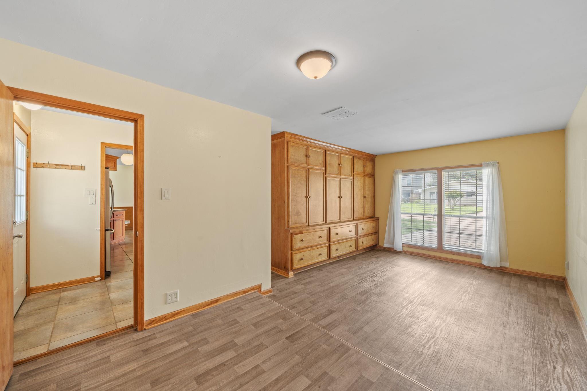 2707 Droxford Drive