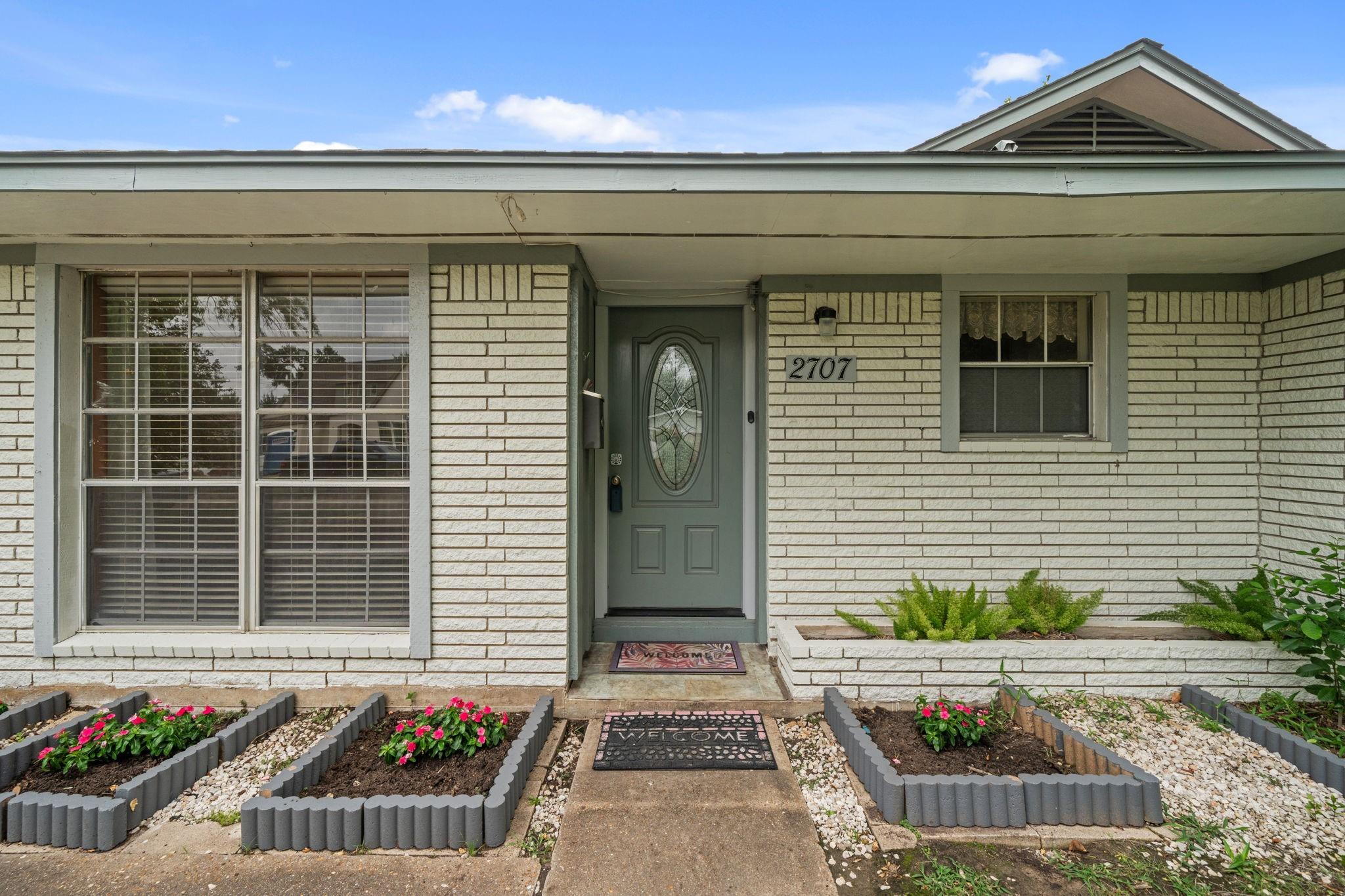 2707 Droxford Drive