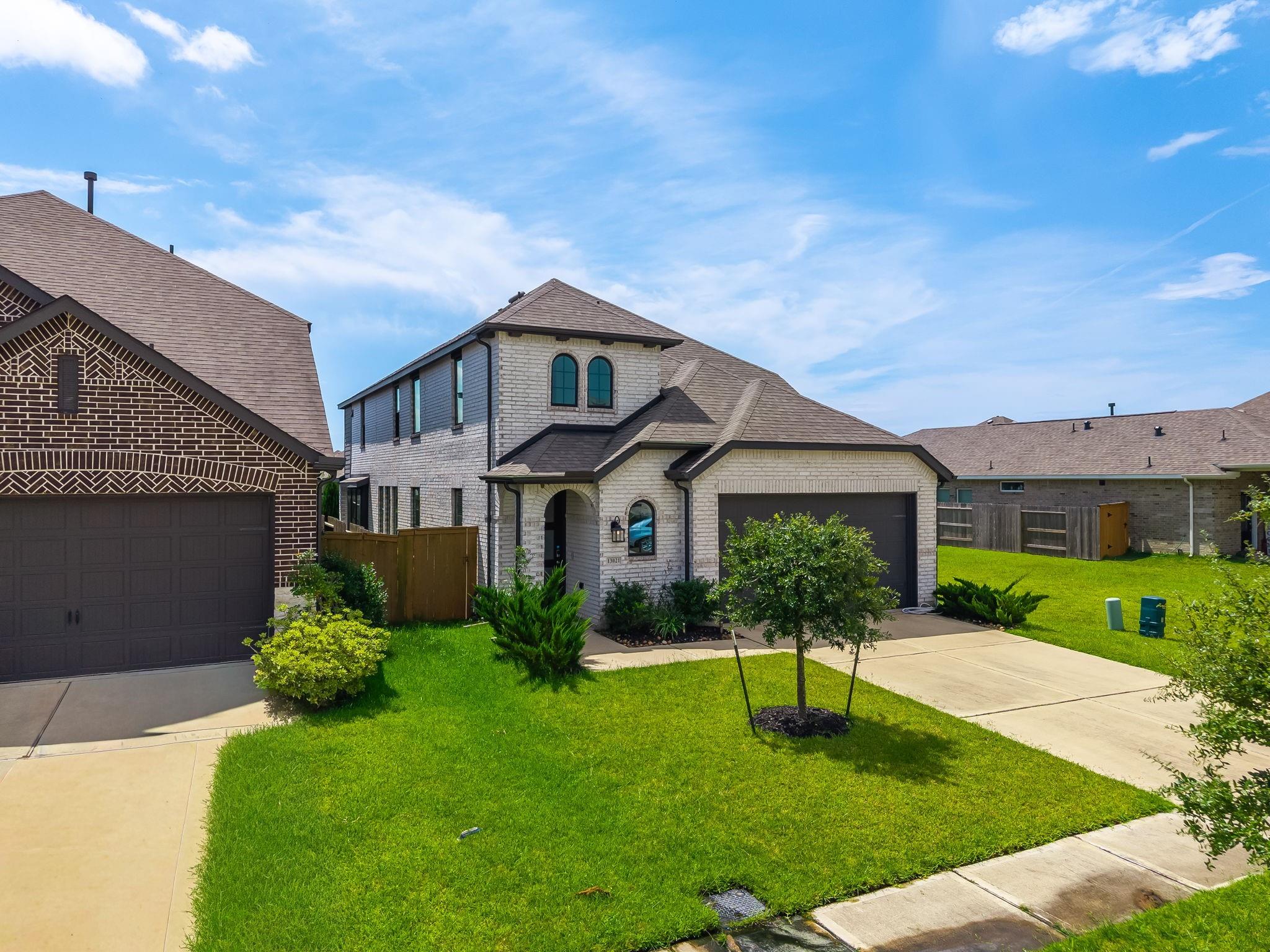 13021 Sapphire Lake Lane