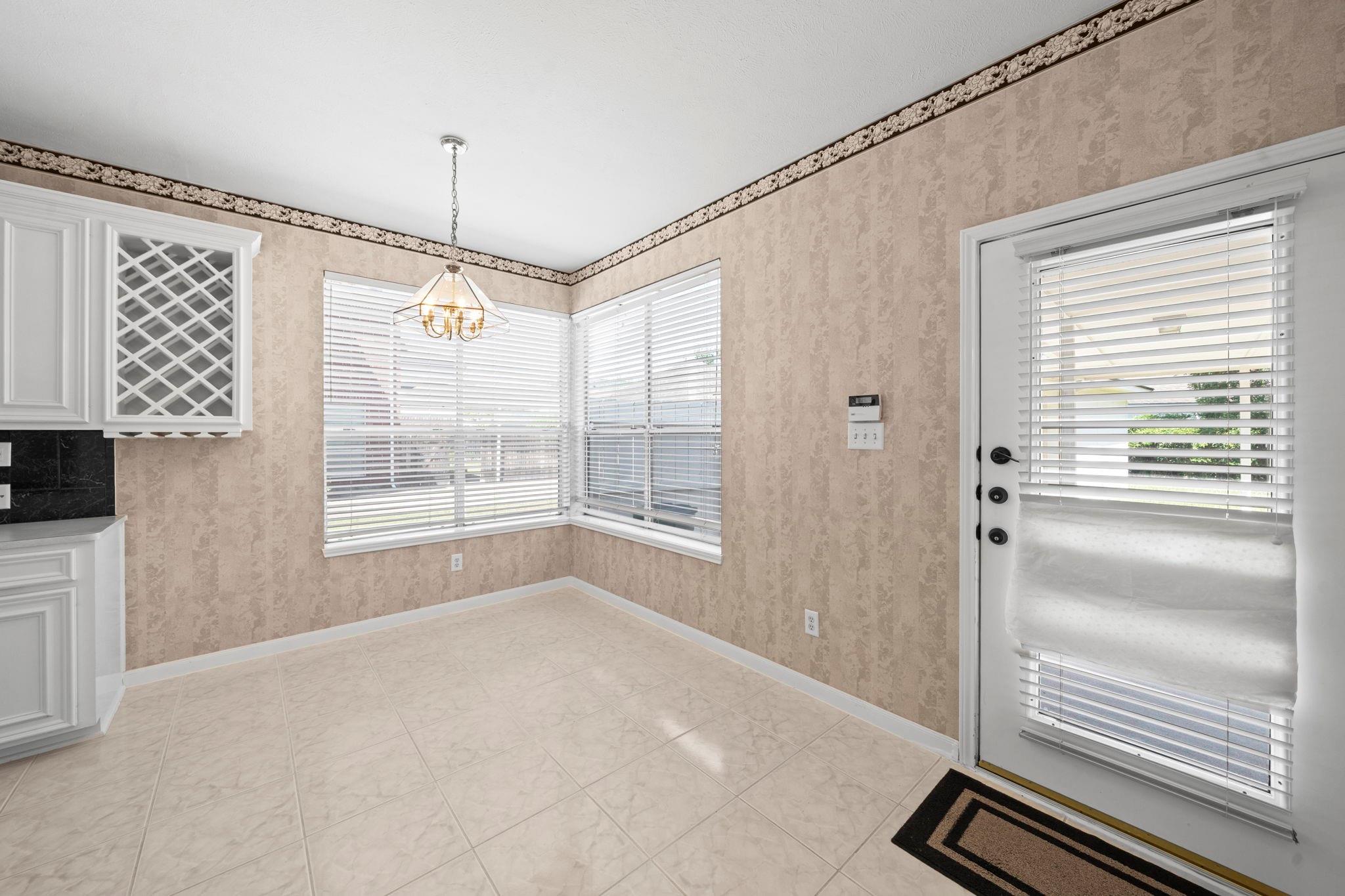 3415 Shadymist Drive