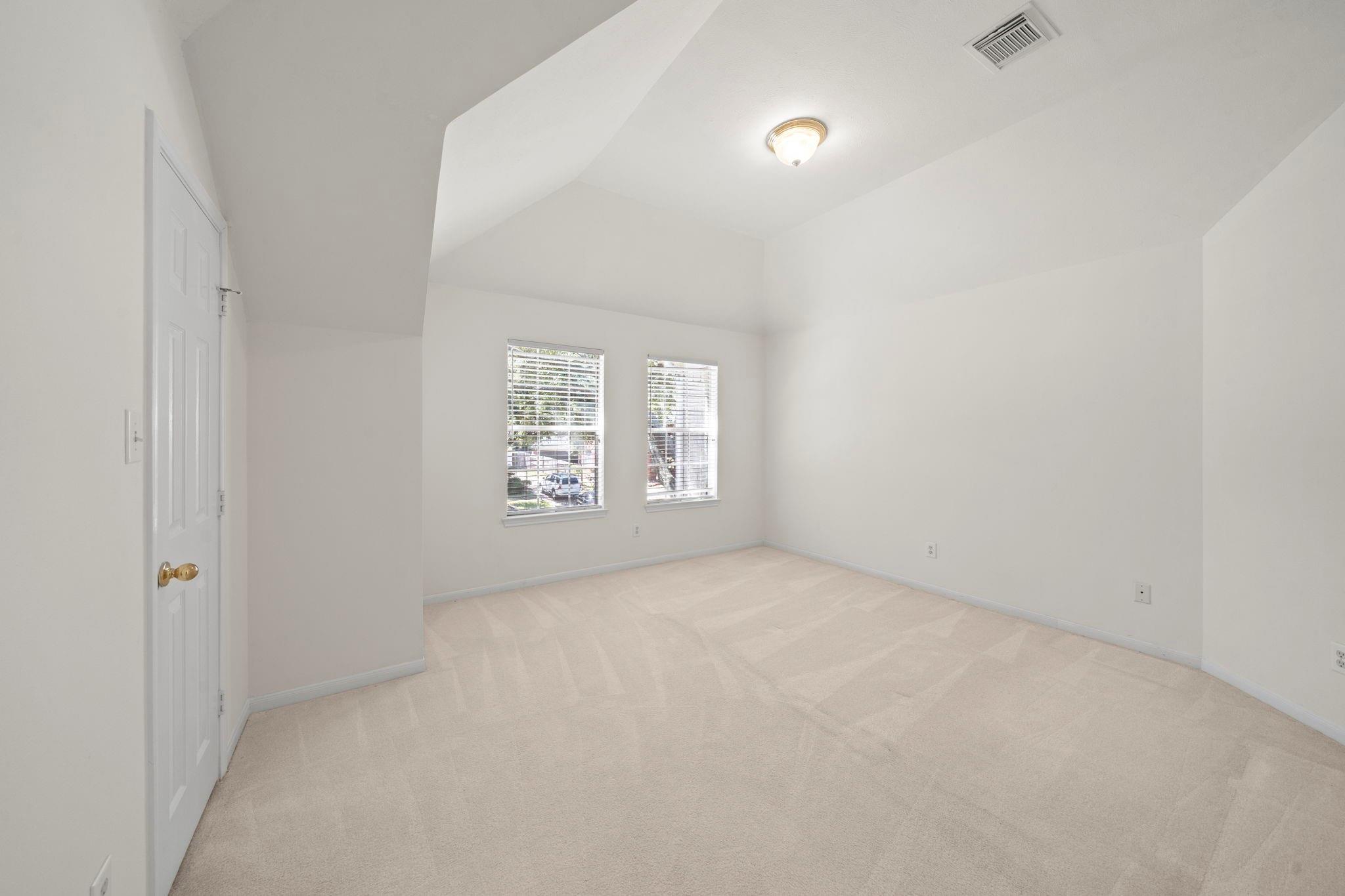 3415 Shadymist Drive