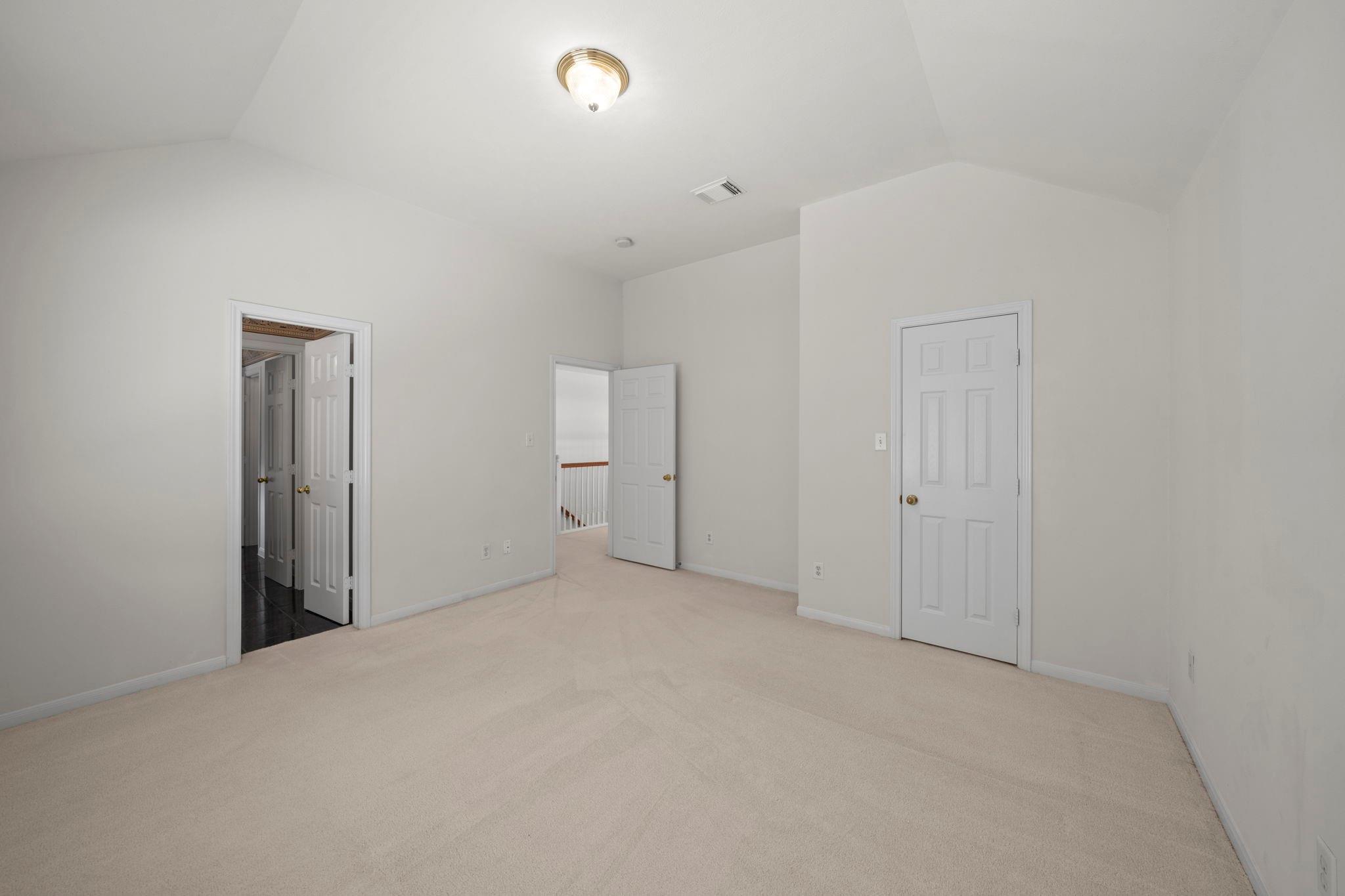 3415 Shadymist Drive