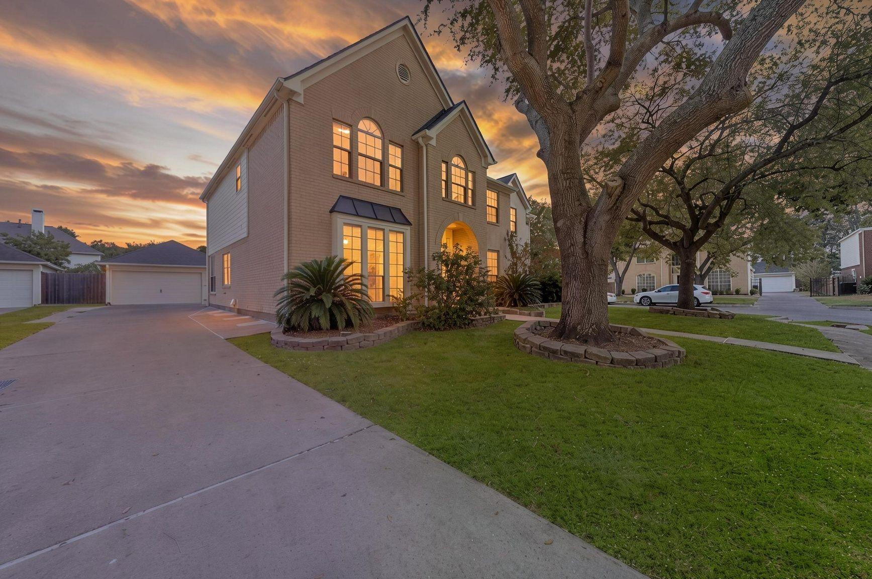 3415 Shadymist Drive