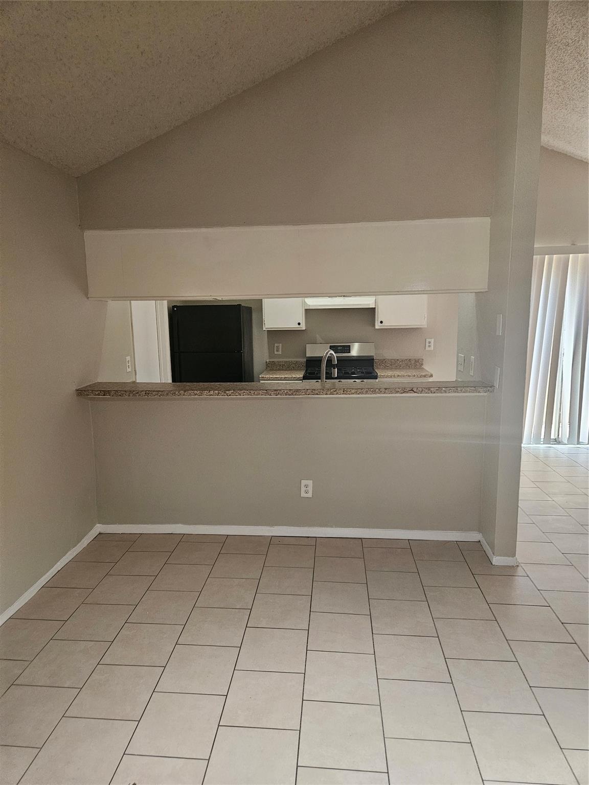 10111 Wild Hollow Lane