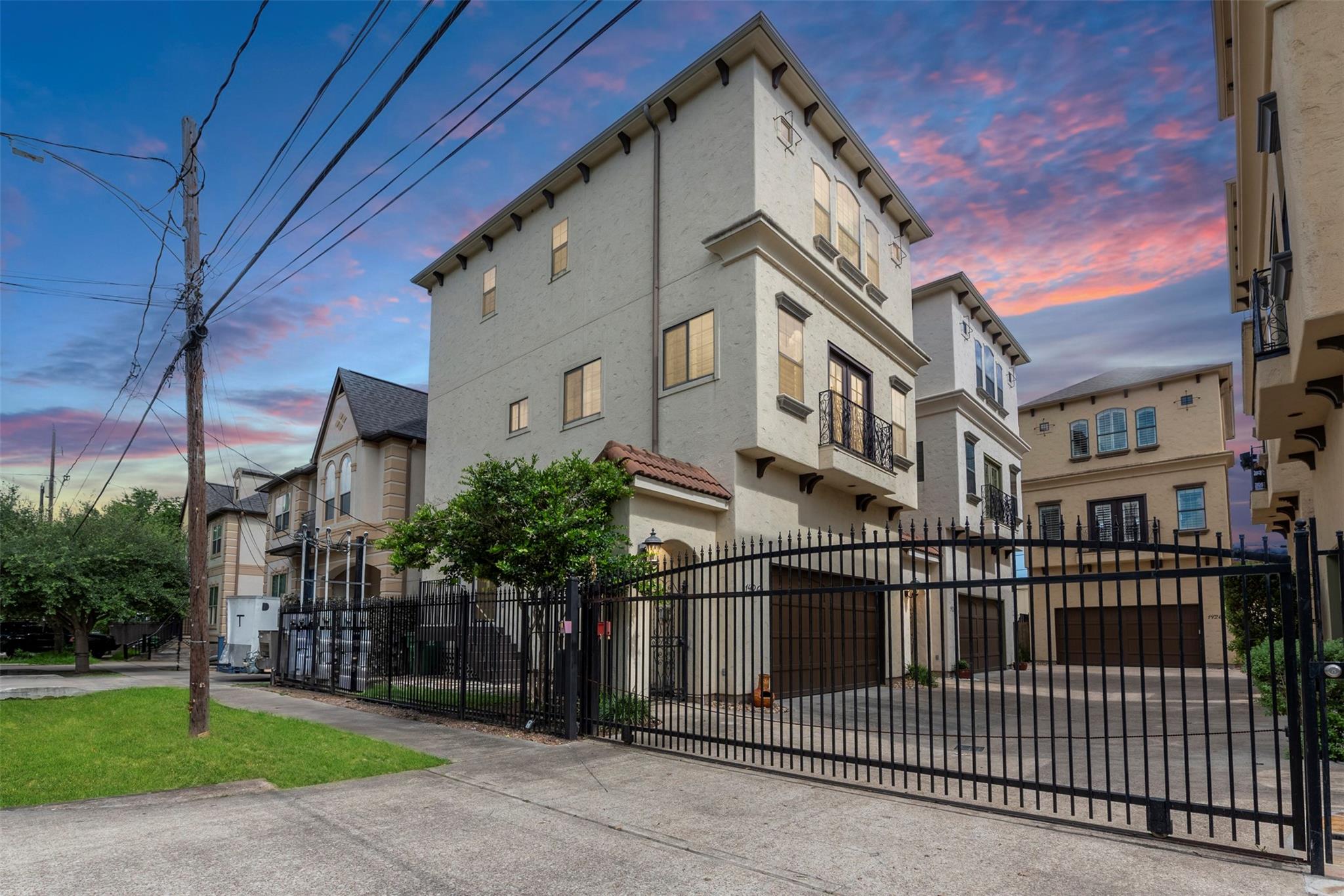 1426 W 21st Street # A