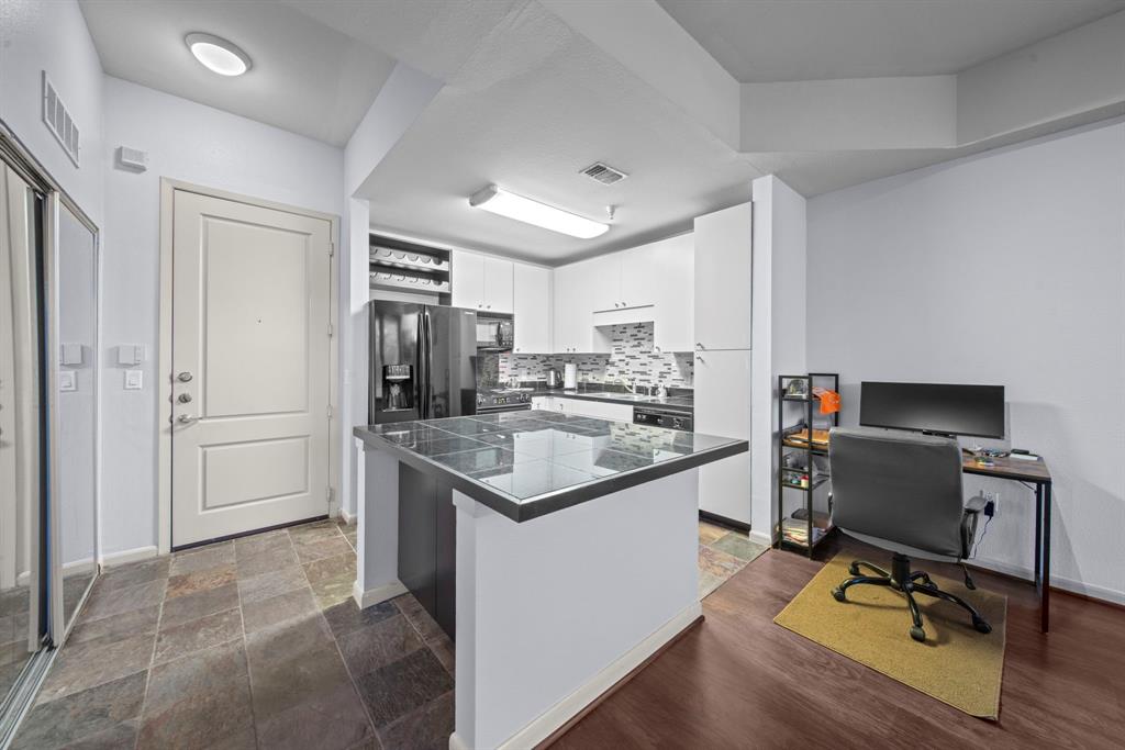 3505 Sage Road # 1704