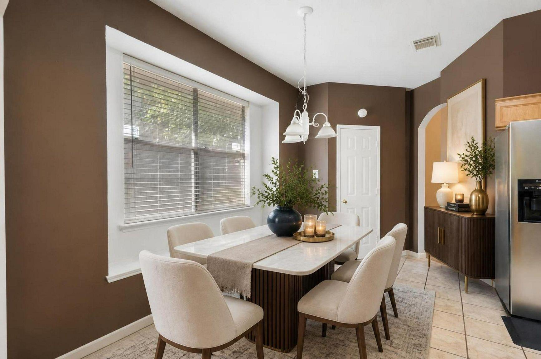 8215 Elmsford Court