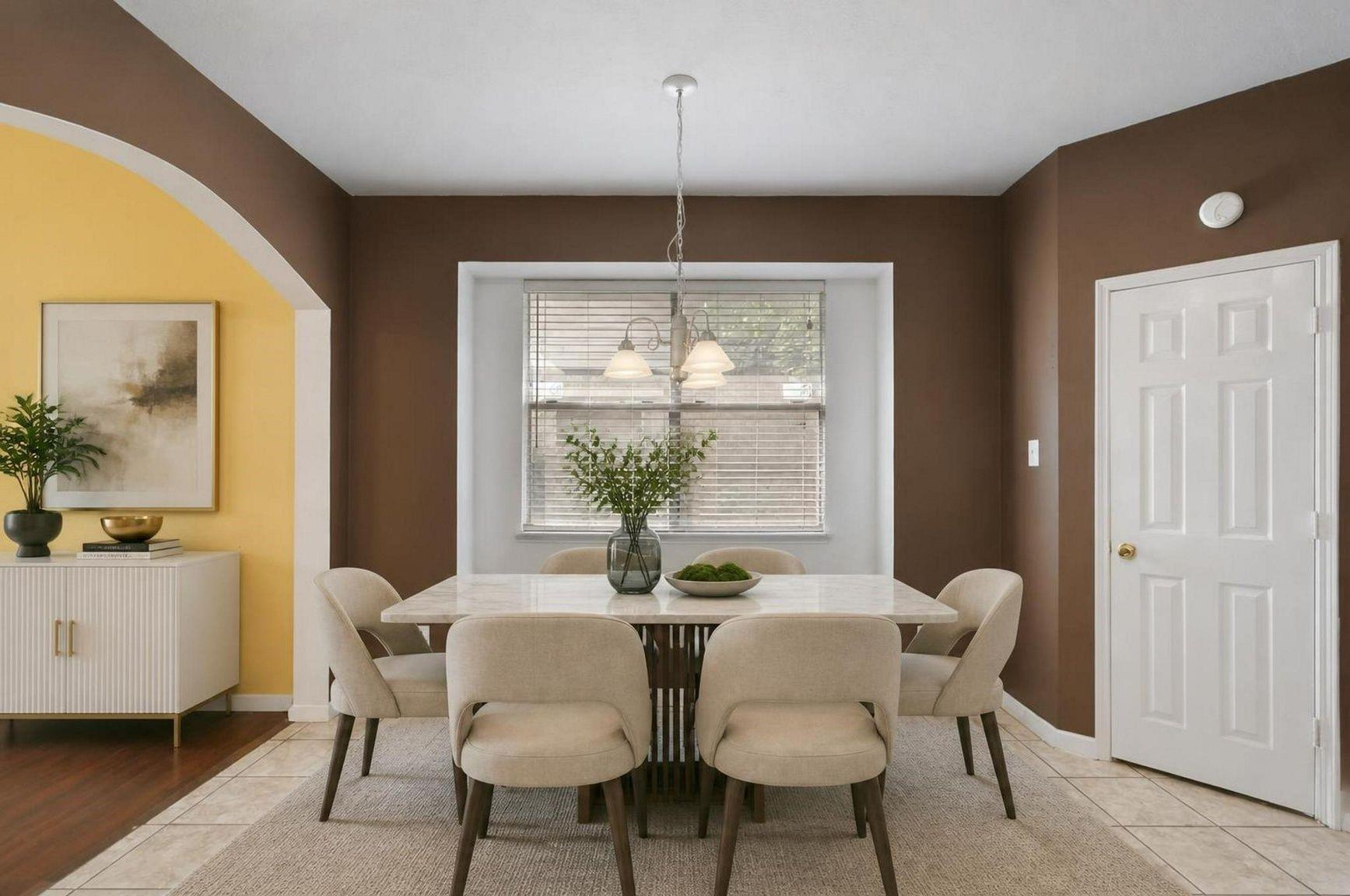 8215 Elmsford Court