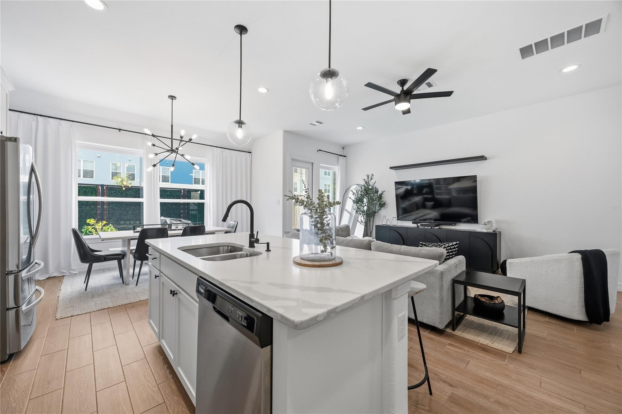 11013 Cane Oak Way