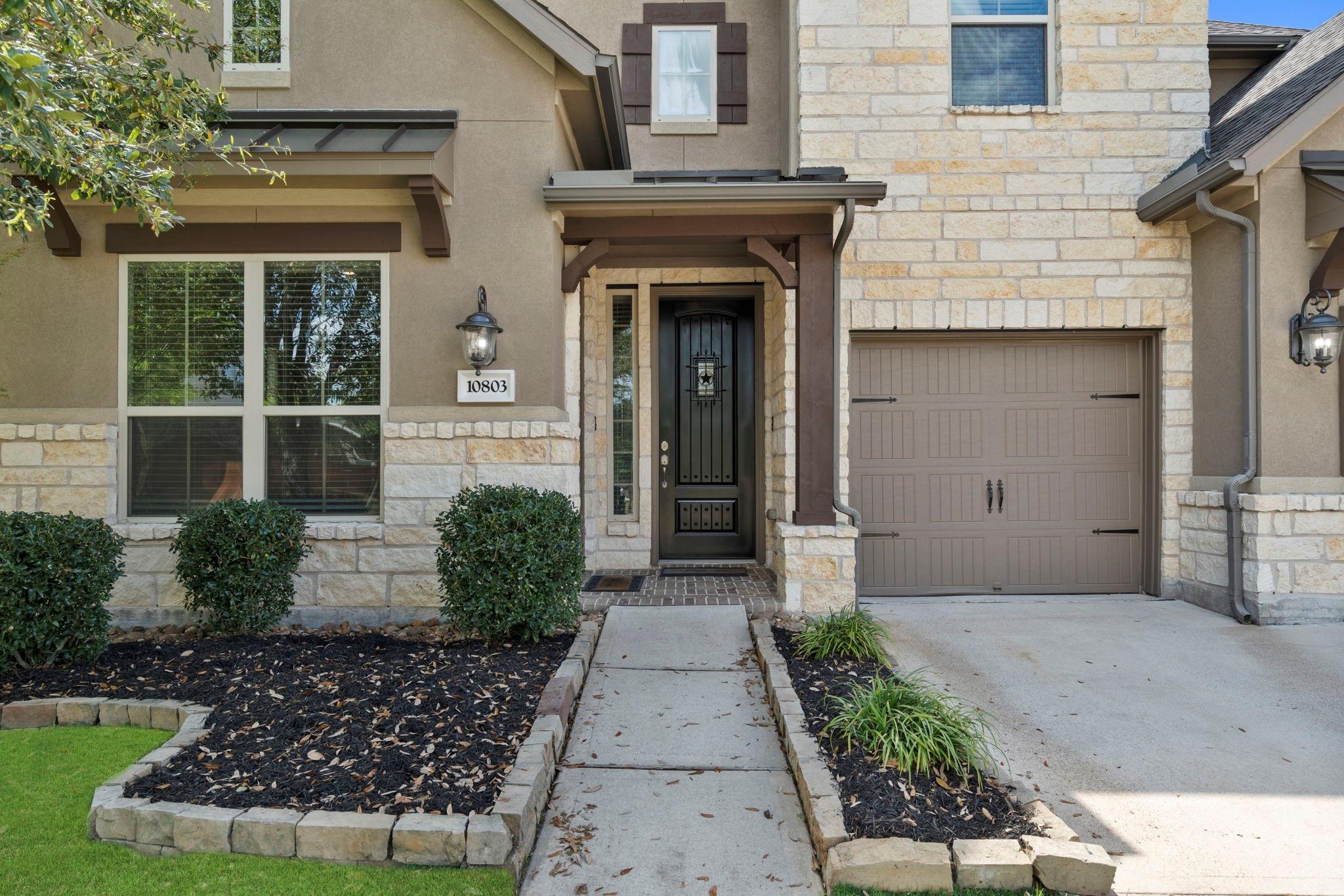 10803 Dawn River Court