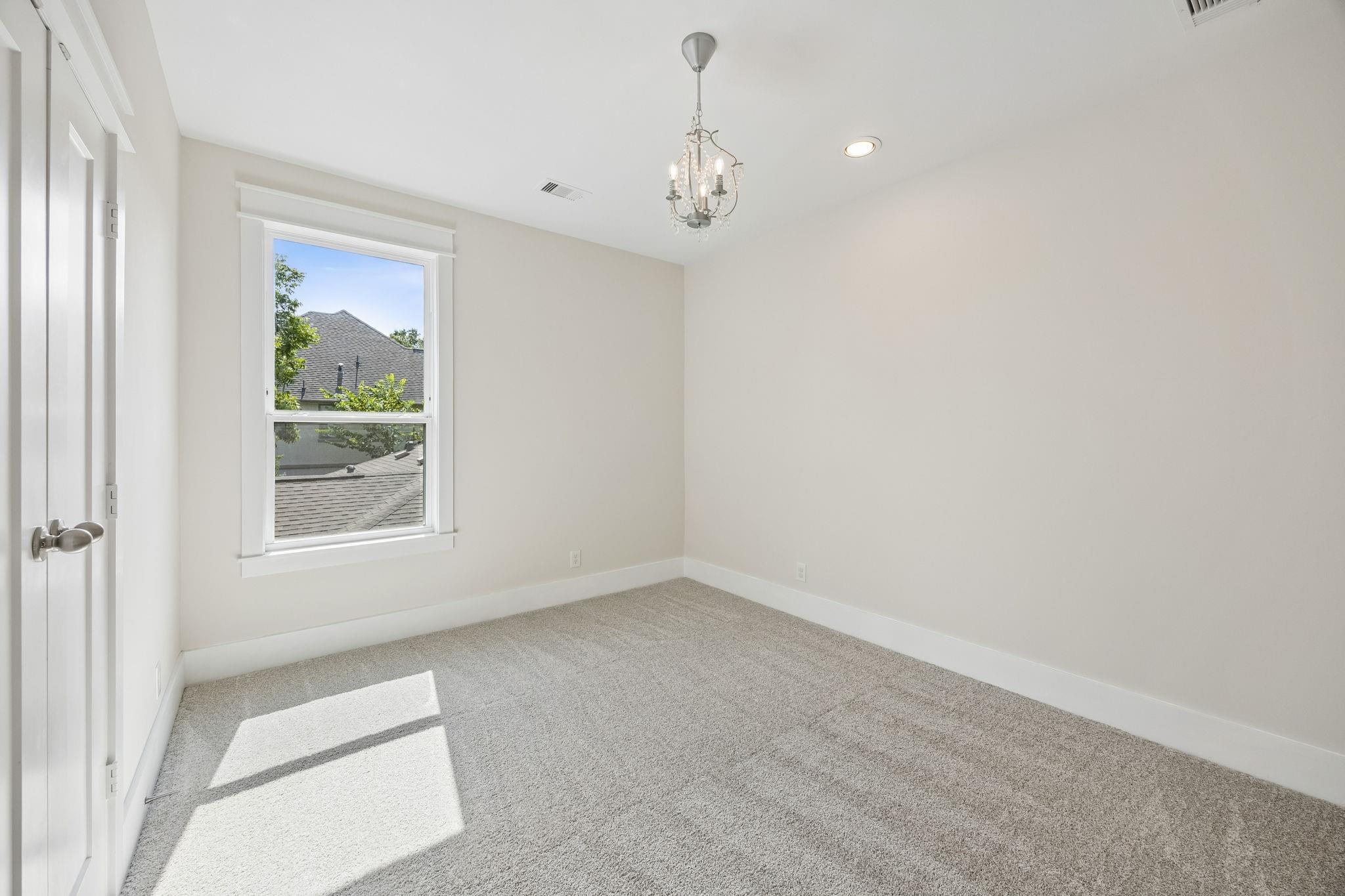 8558 Ridgepoint Drive