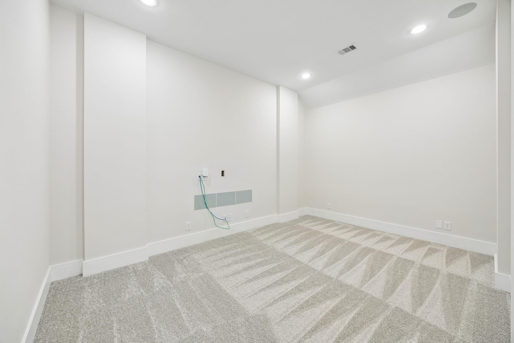 8558 Ridgepoint Drive