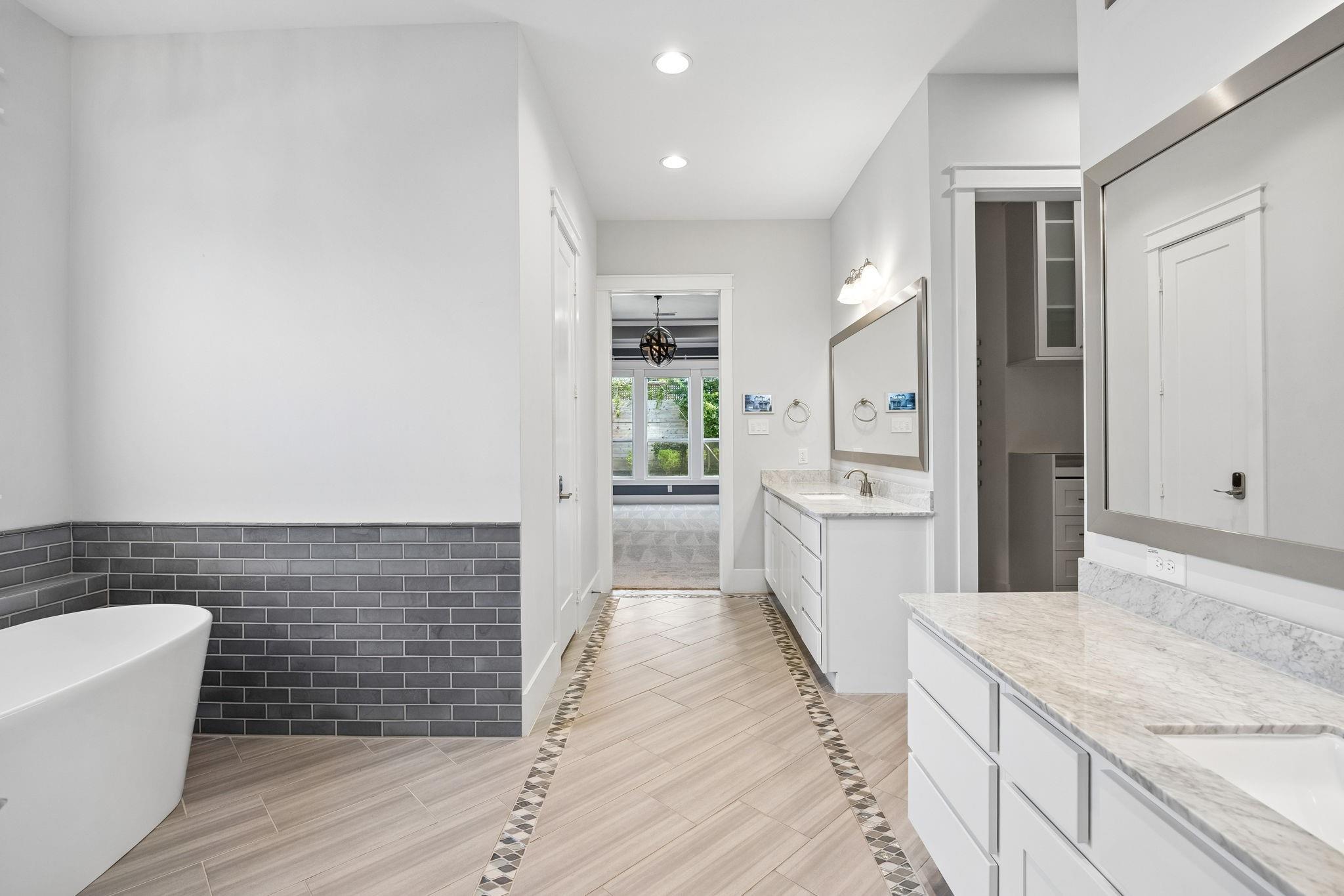 8558 Ridgepoint Drive
