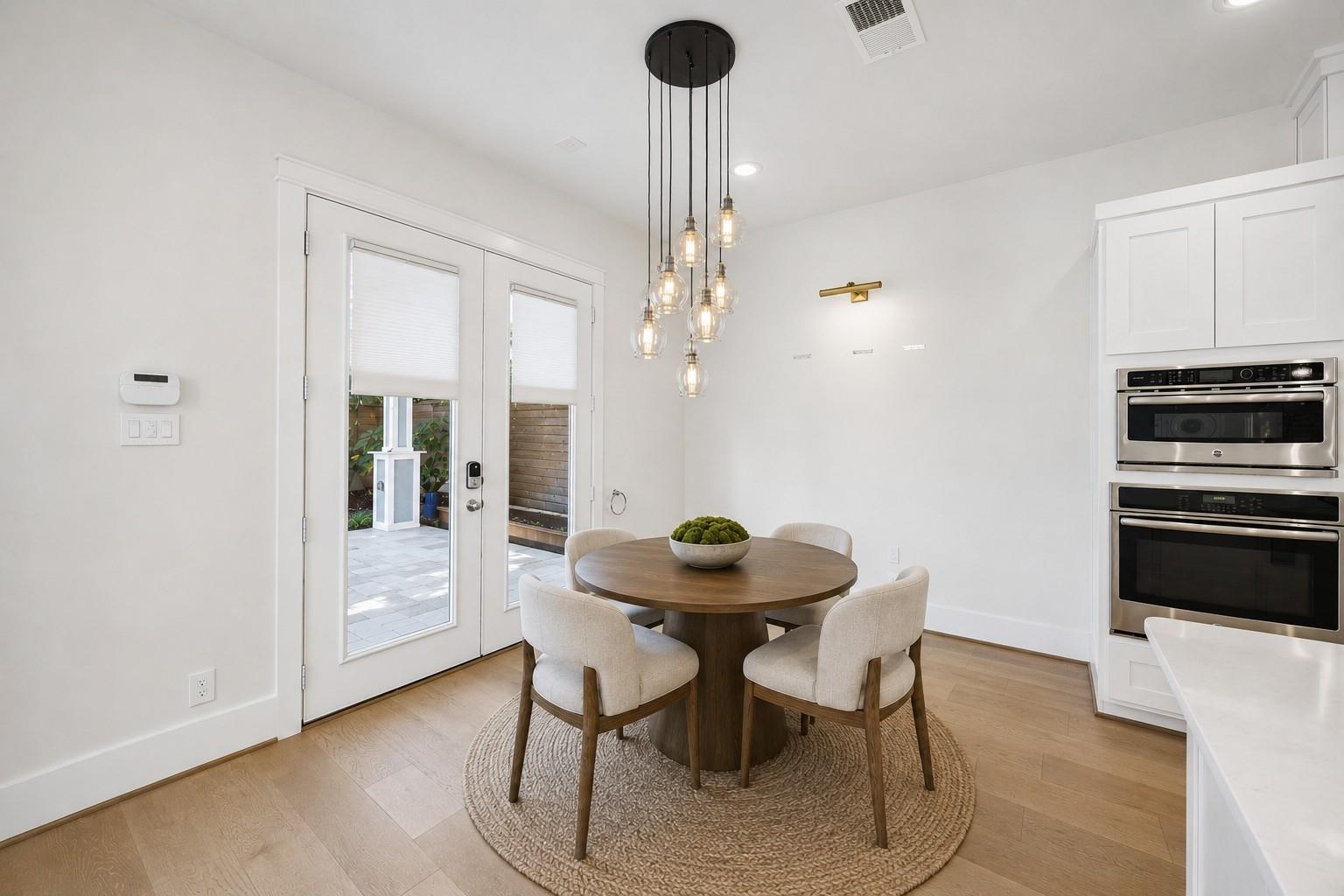 8558 Ridgepoint Drive