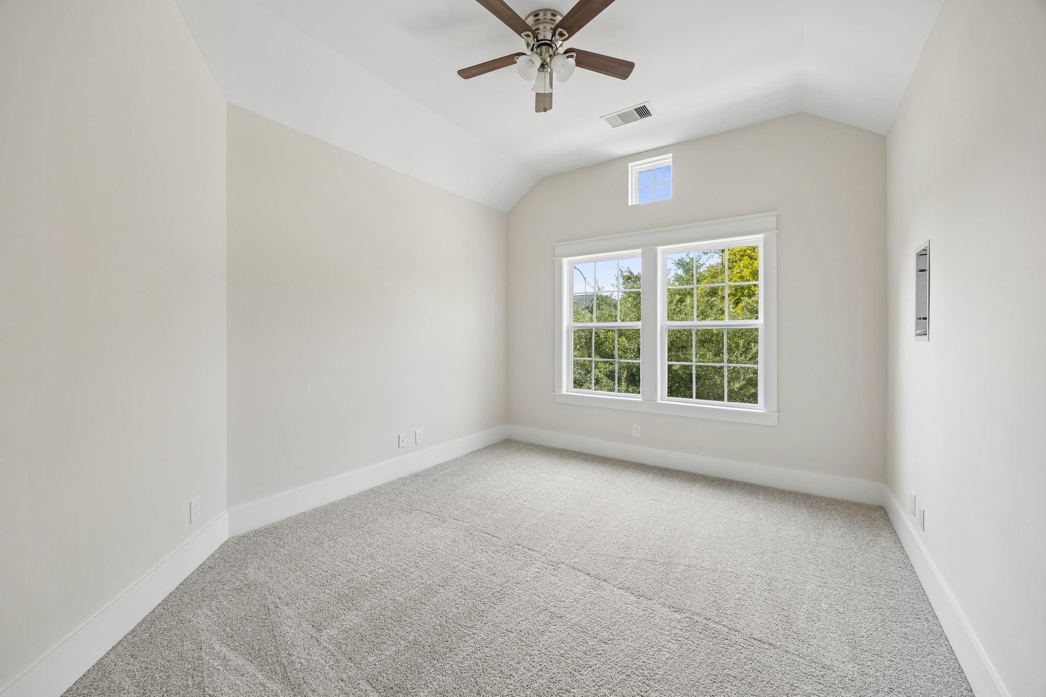 8558 Ridgepoint Drive