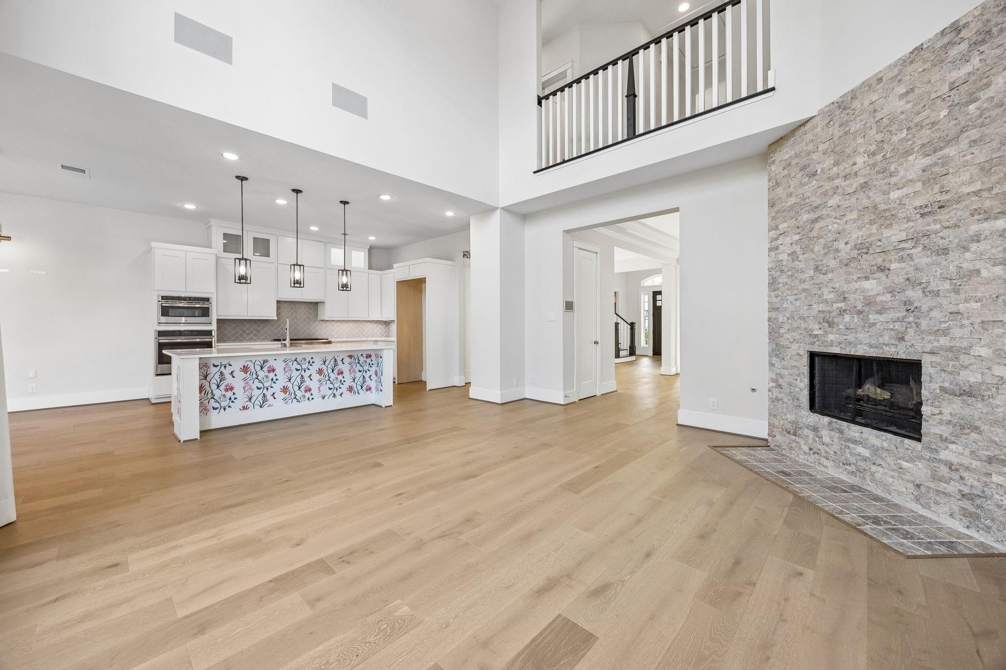 8558 Ridgepoint Drive