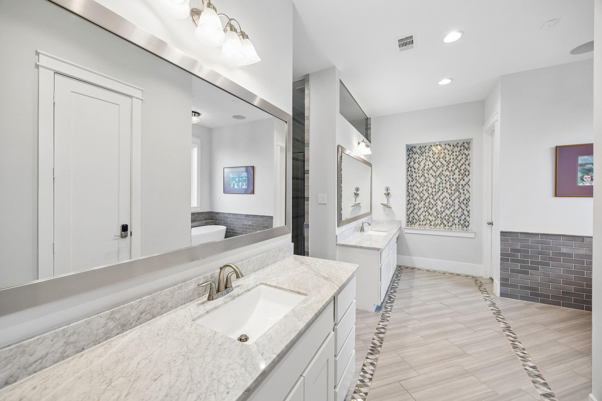 8558 Ridgepoint Drive