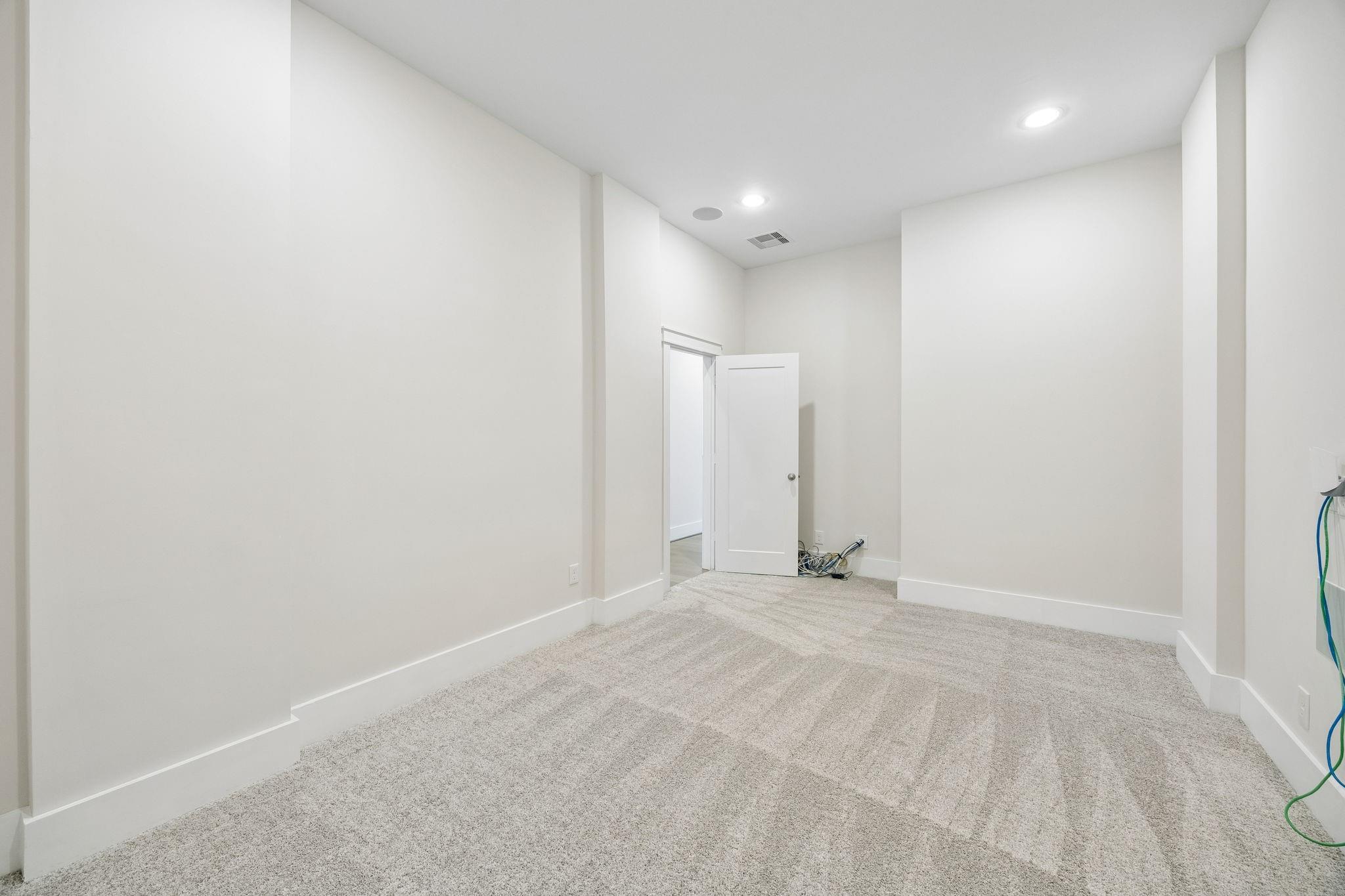8558 Ridgepoint Drive