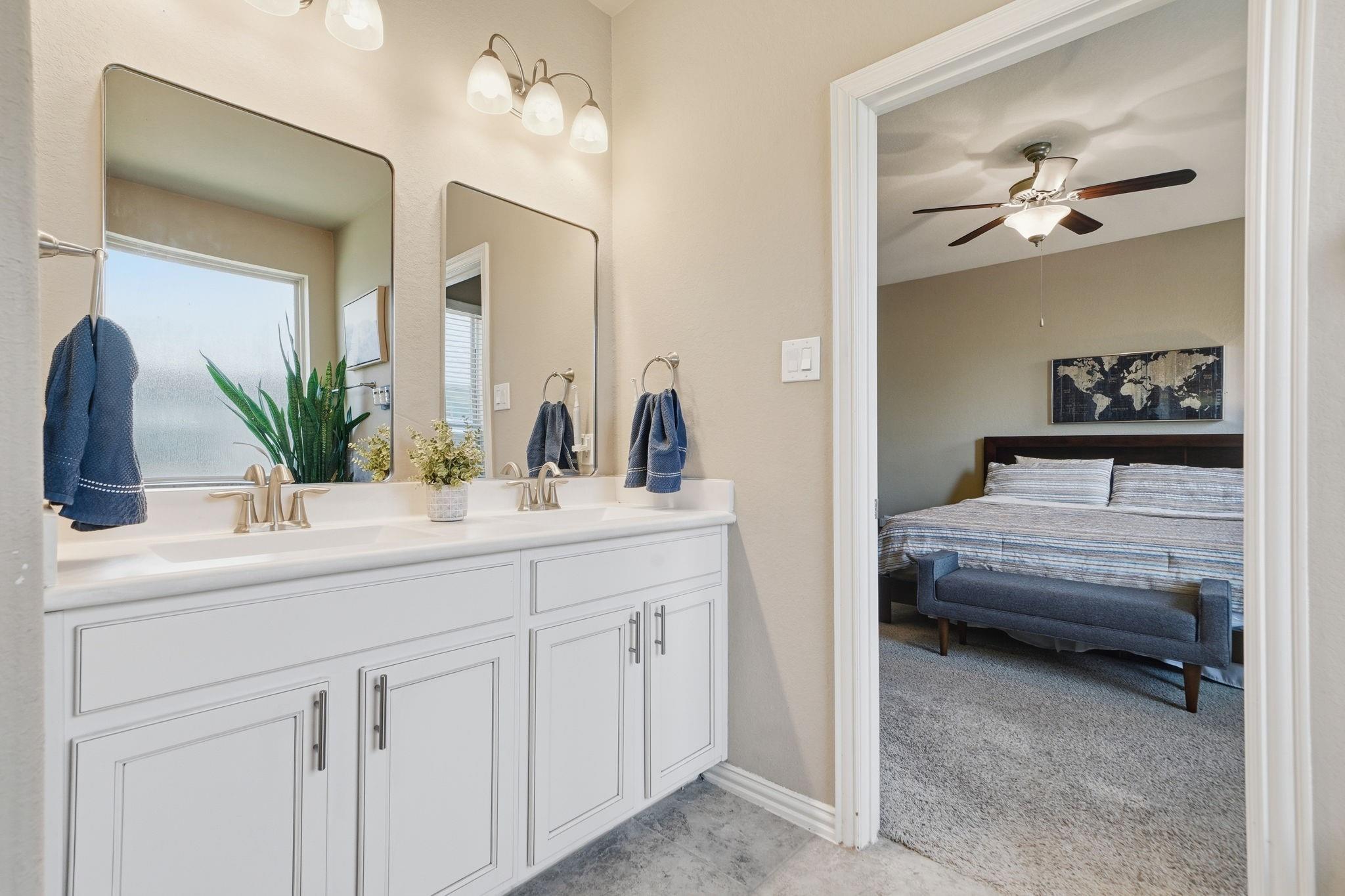 13207 Alcott Manor