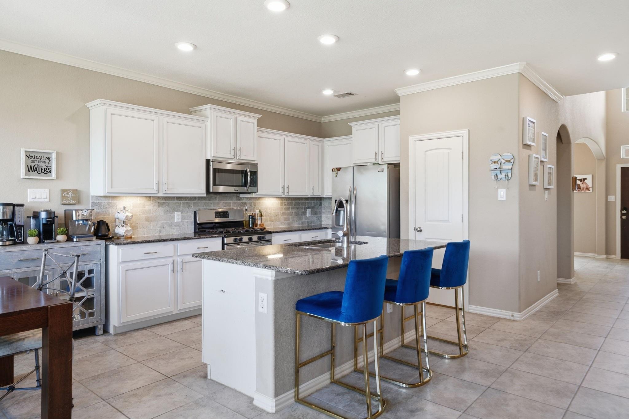 13207 Alcott Manor