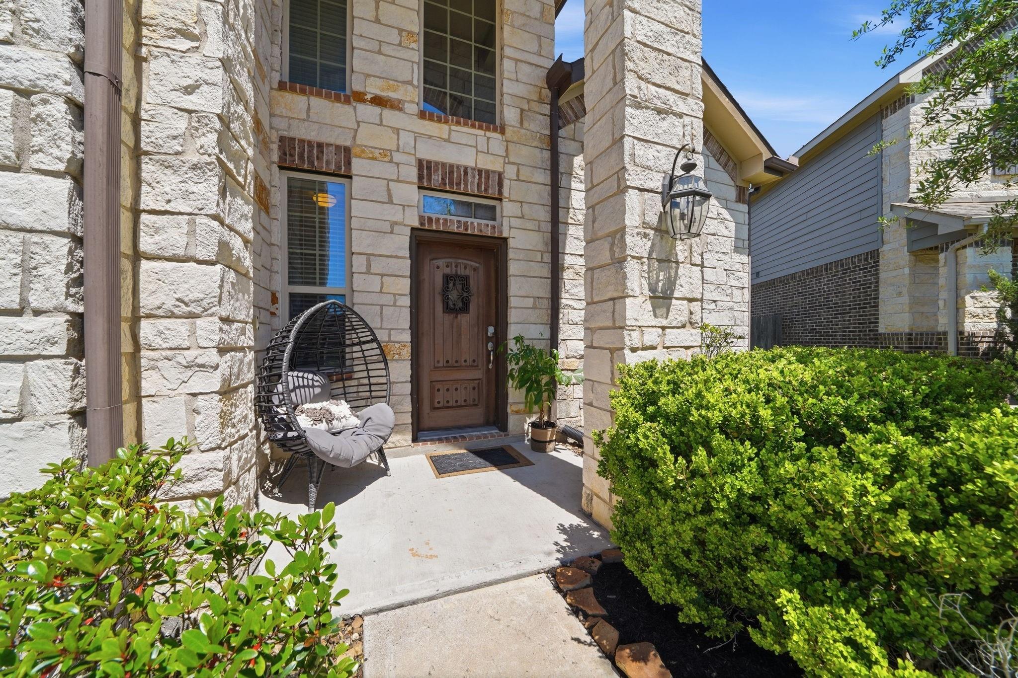 13207 Alcott Manor