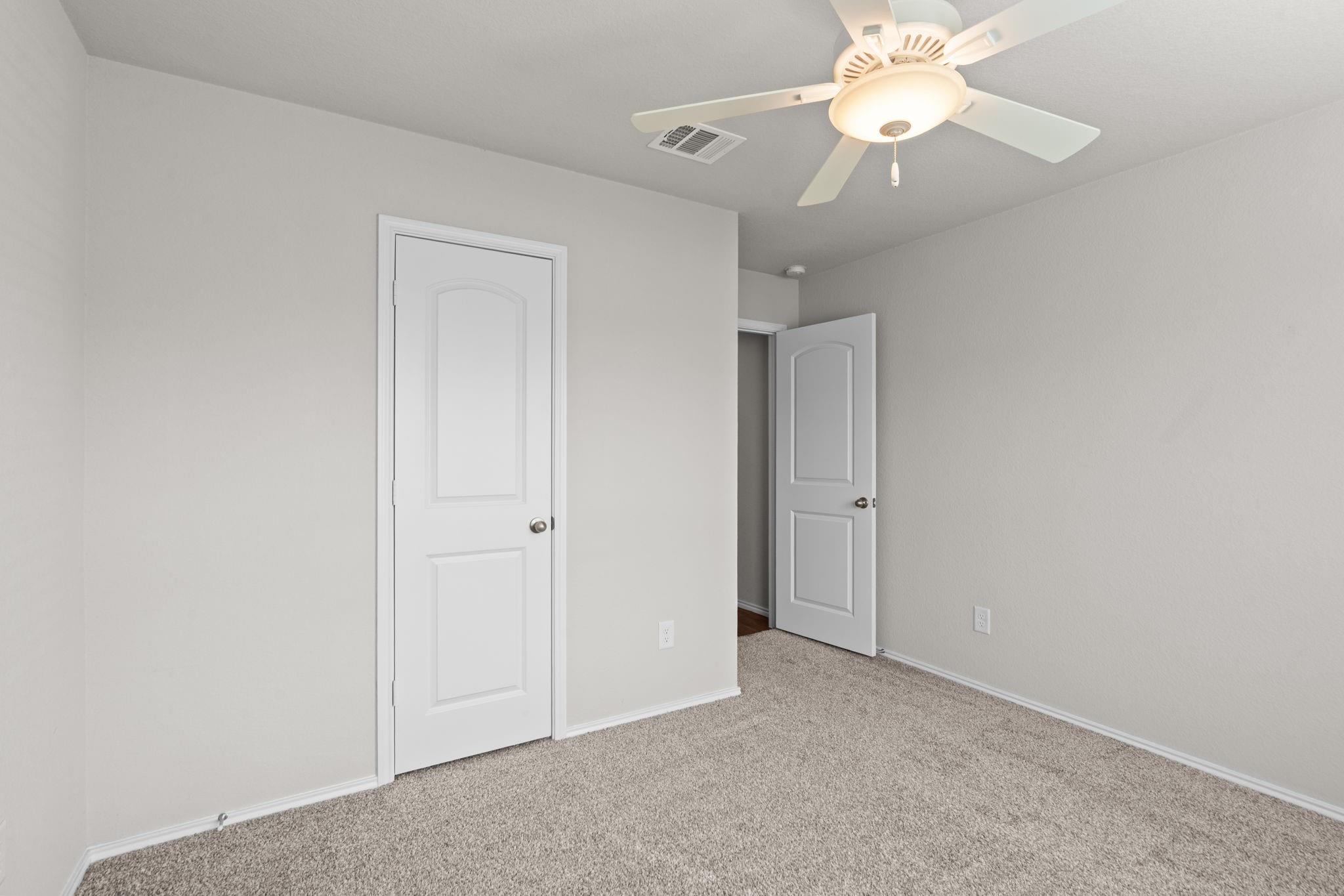 15376 Central Crescent Drive