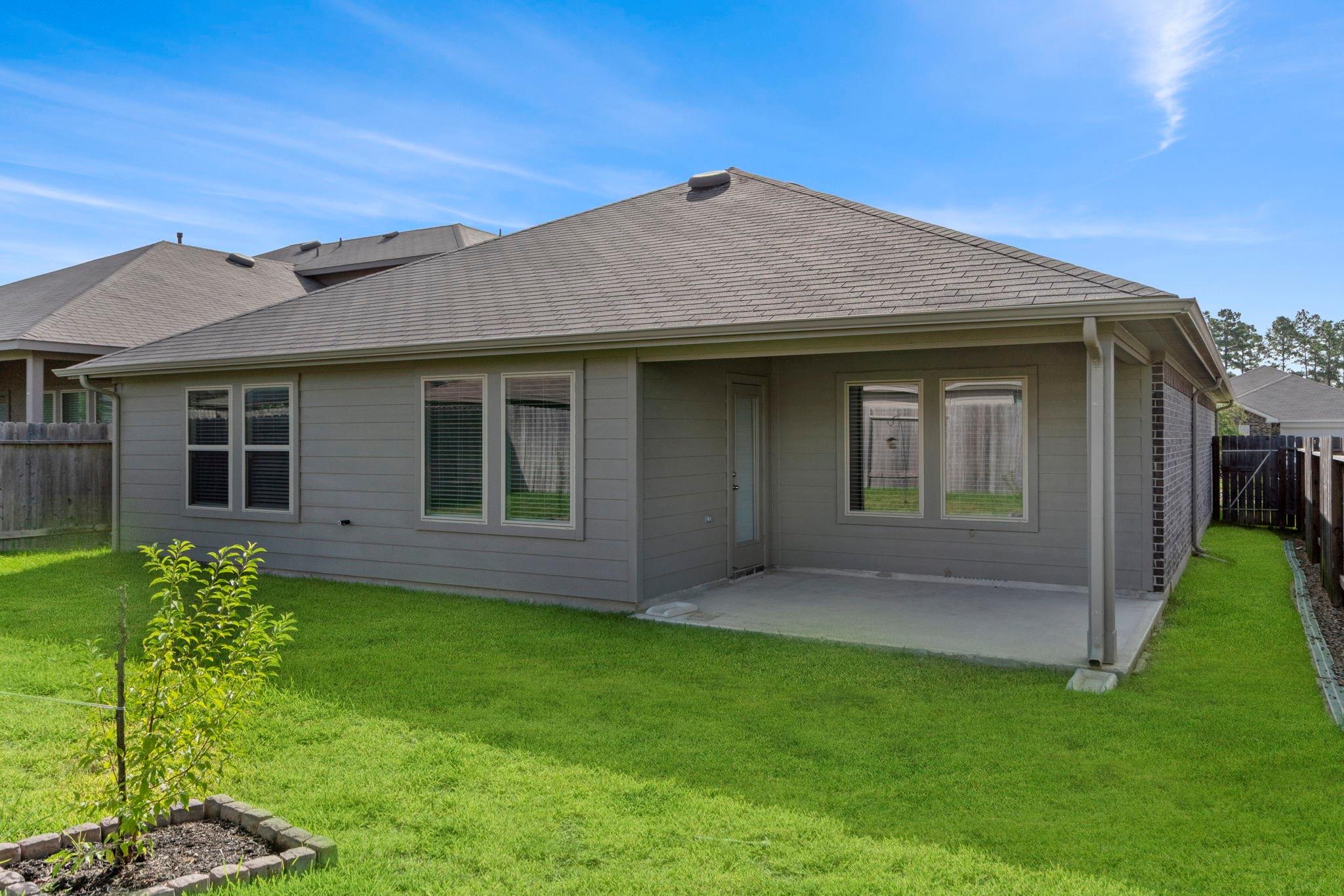 15376 Central Crescent Drive