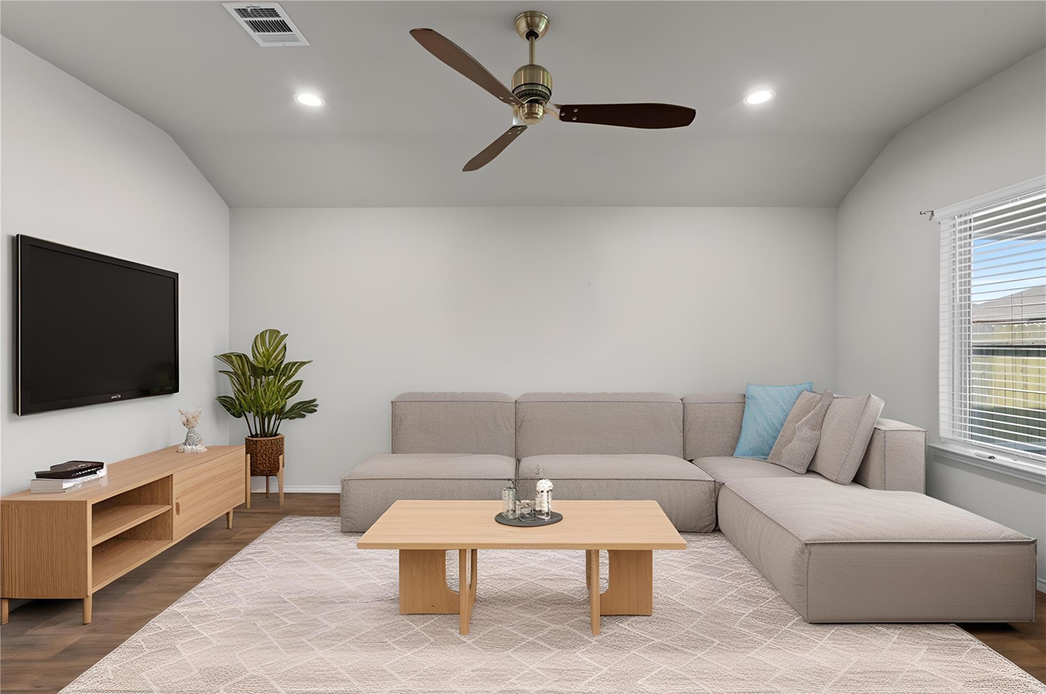 15376 Central Crescent Drive