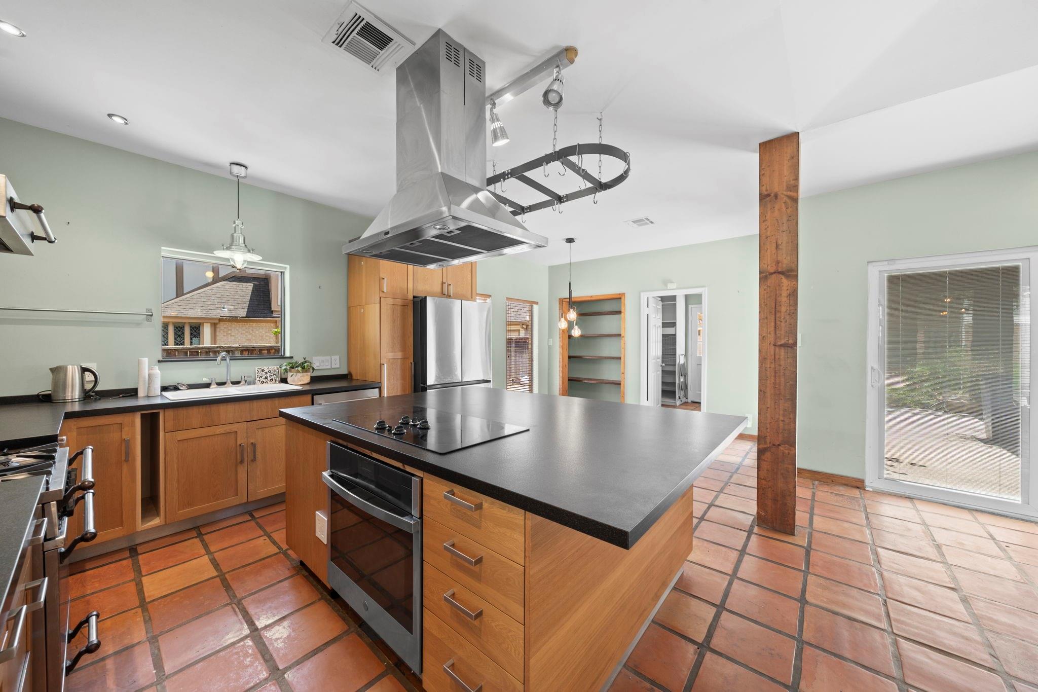 11807 Carriage Hill Drive