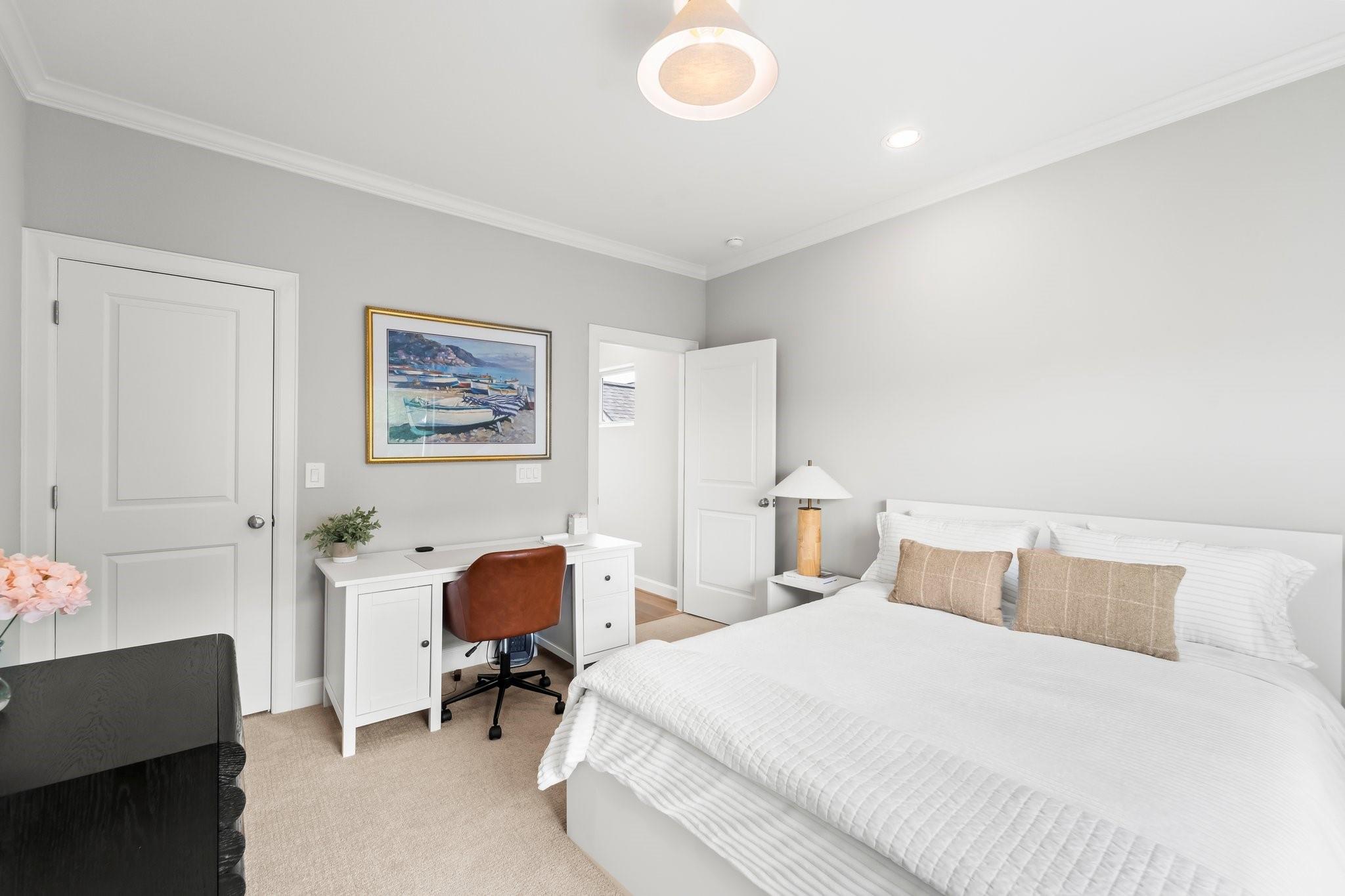 118 Reinerman Street