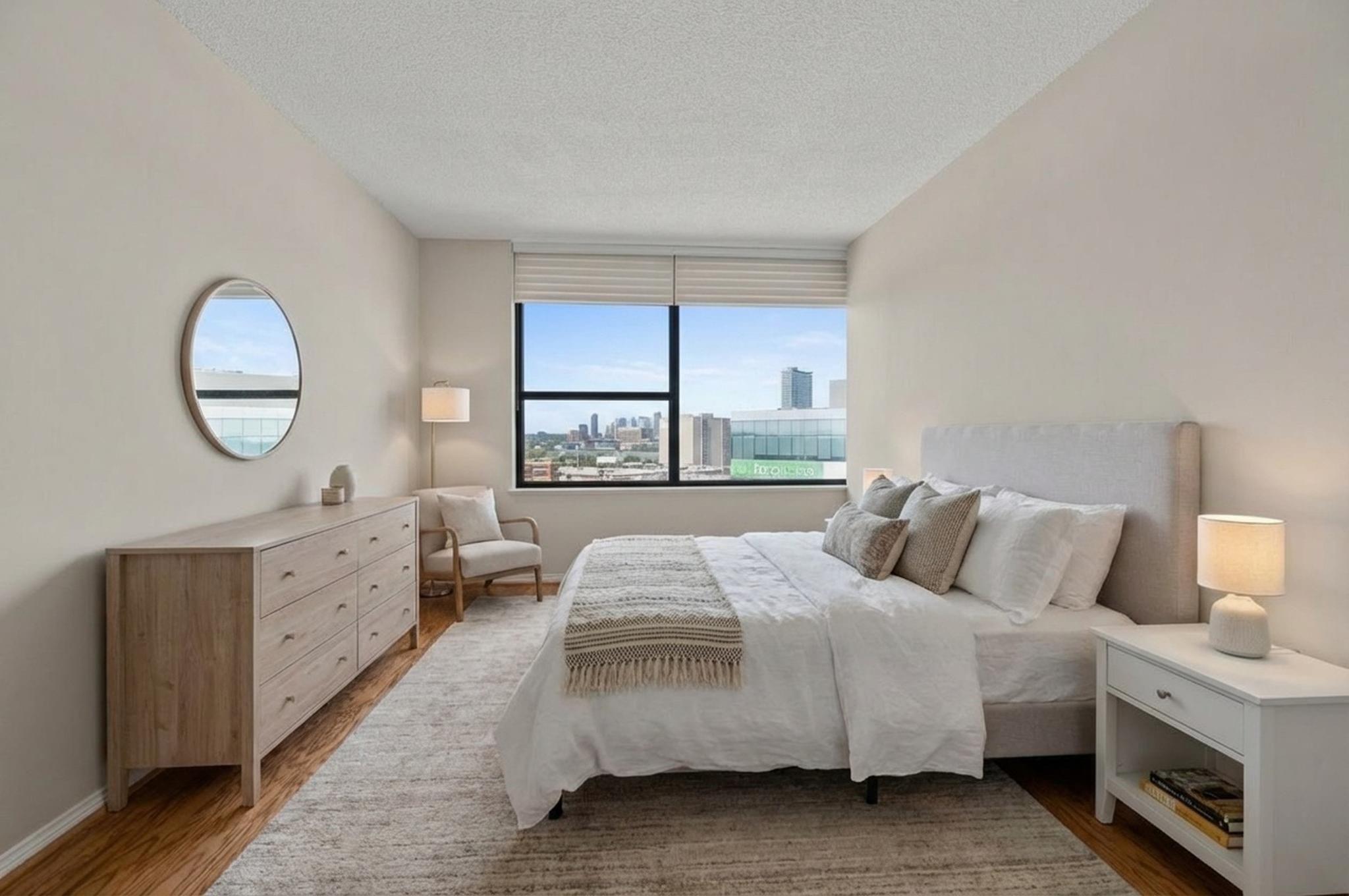 14 Greenway Plaza # 17Q