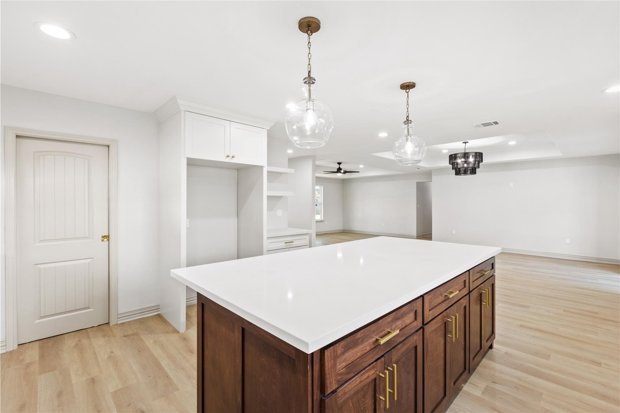 925 County Road 737b