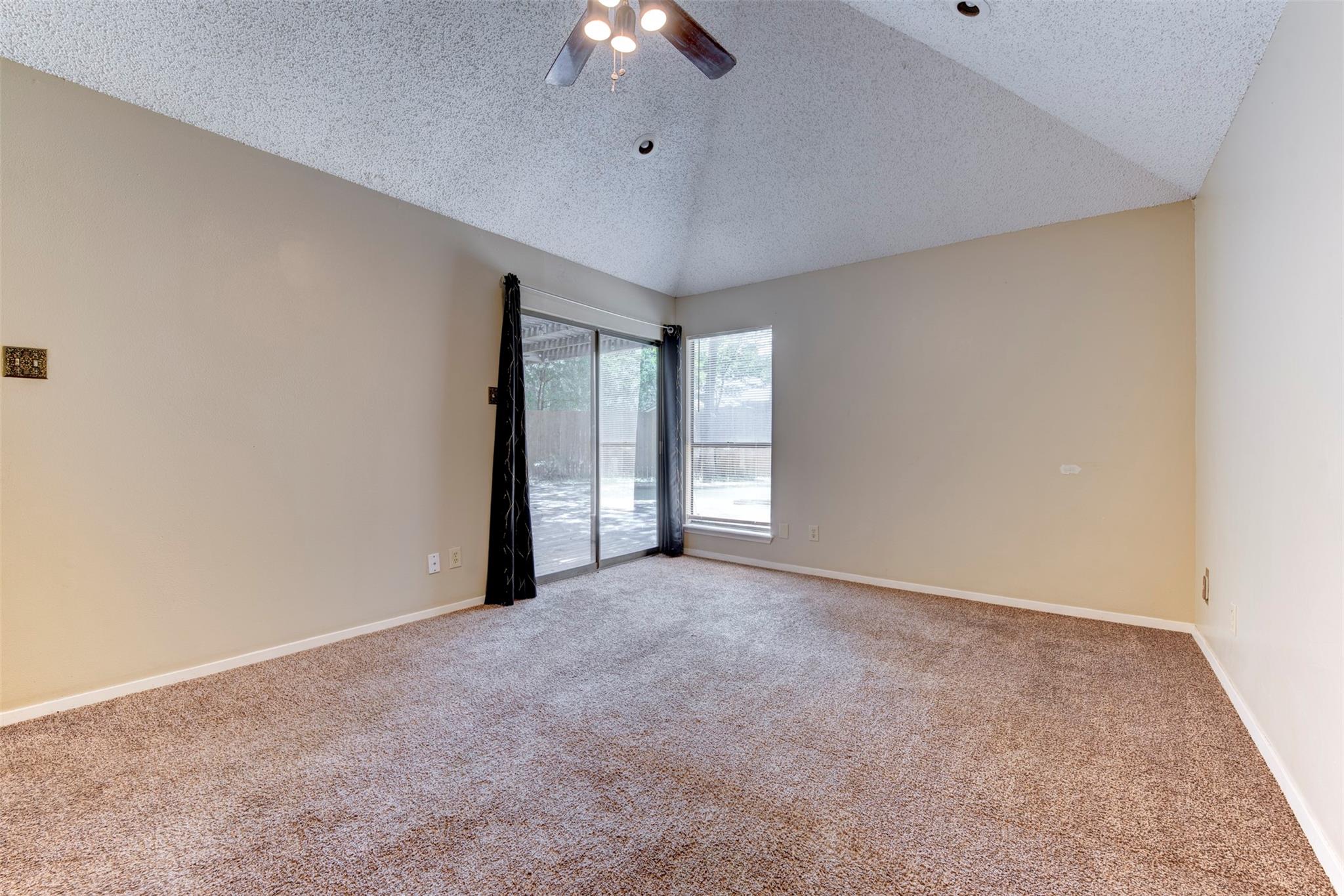 1906 Woodhue Drive