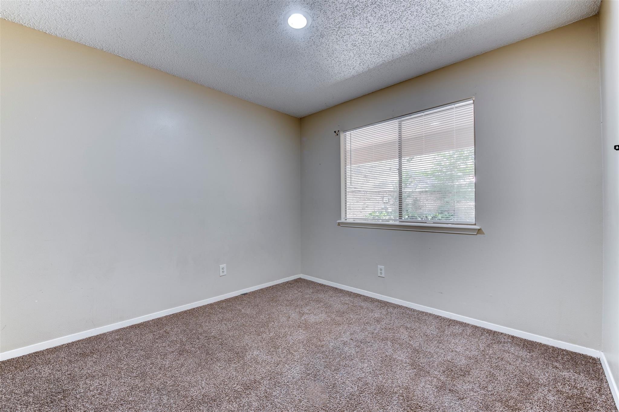 1906 Woodhue Drive
