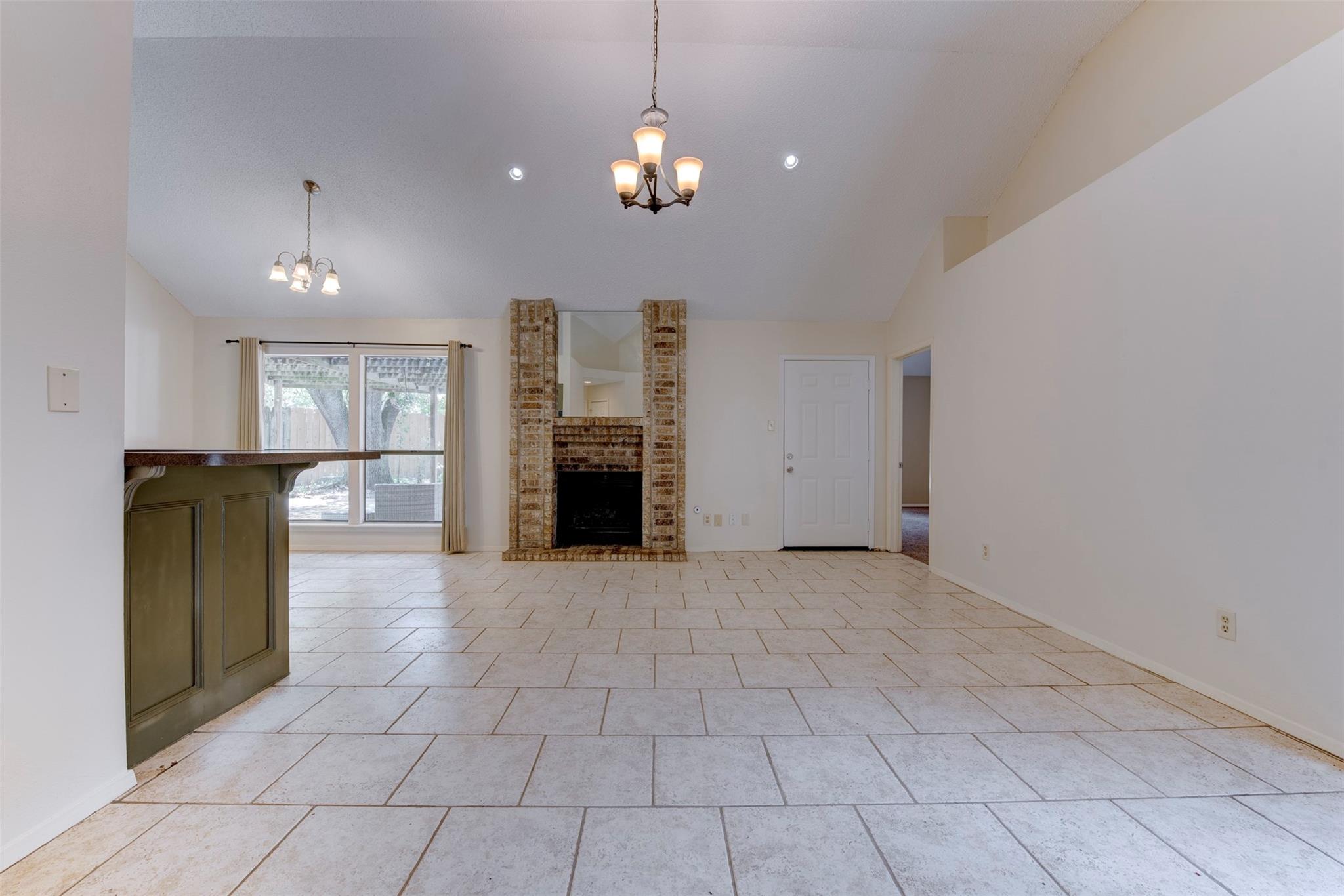 1906 Woodhue Drive