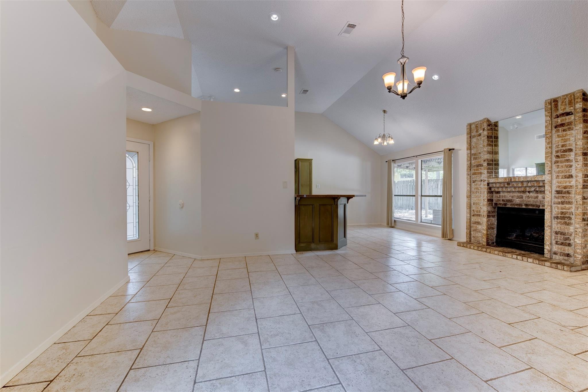 1906 Woodhue Drive
