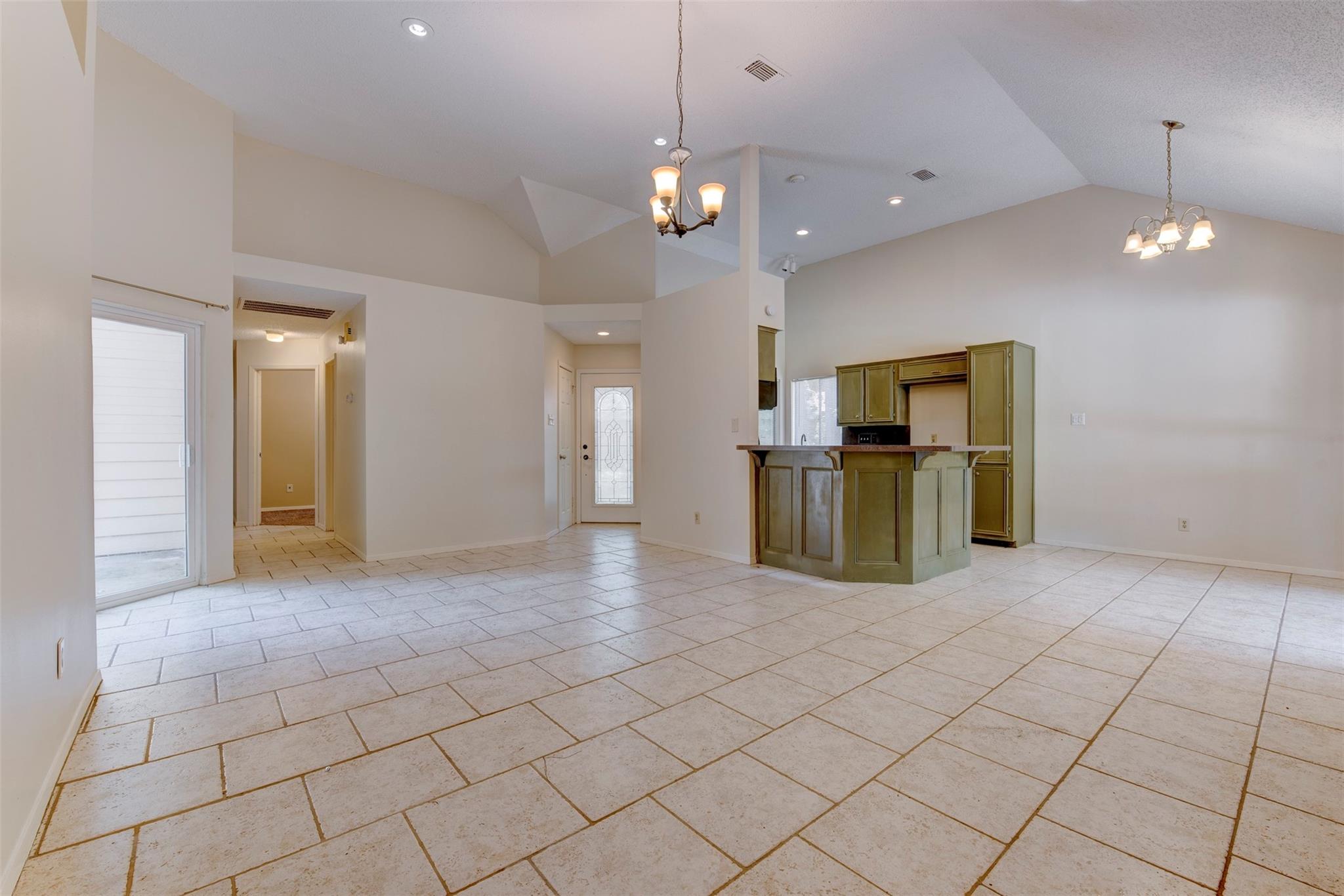 1906 Woodhue Drive