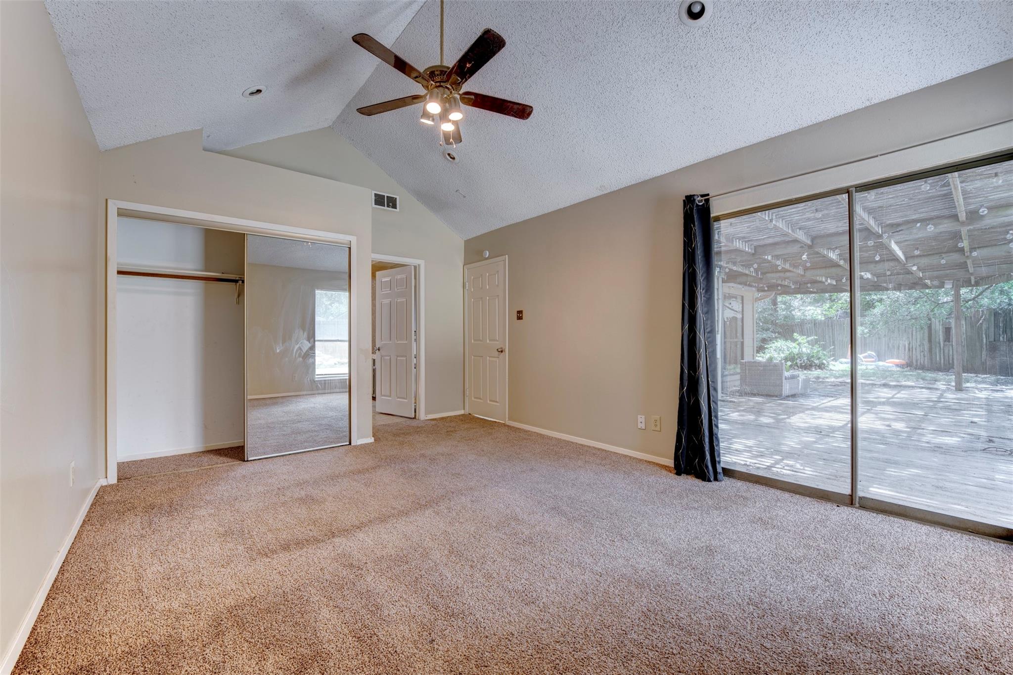 1906 Woodhue Drive