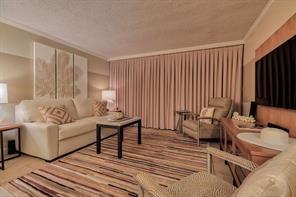 5220 Seawall Boulevard # 633
