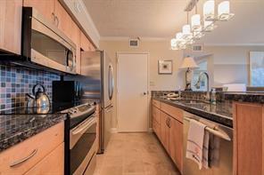 5220 Seawall Boulevard # 633